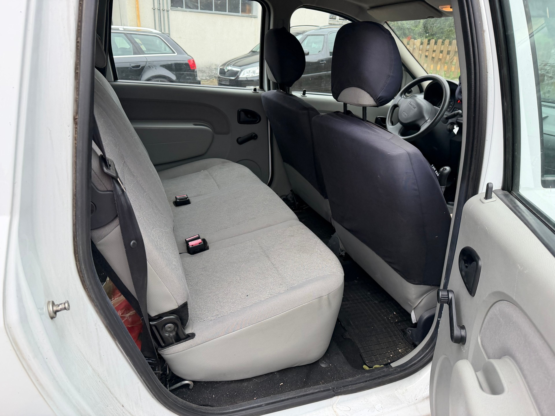 DACIA Logan 1.6-image-10