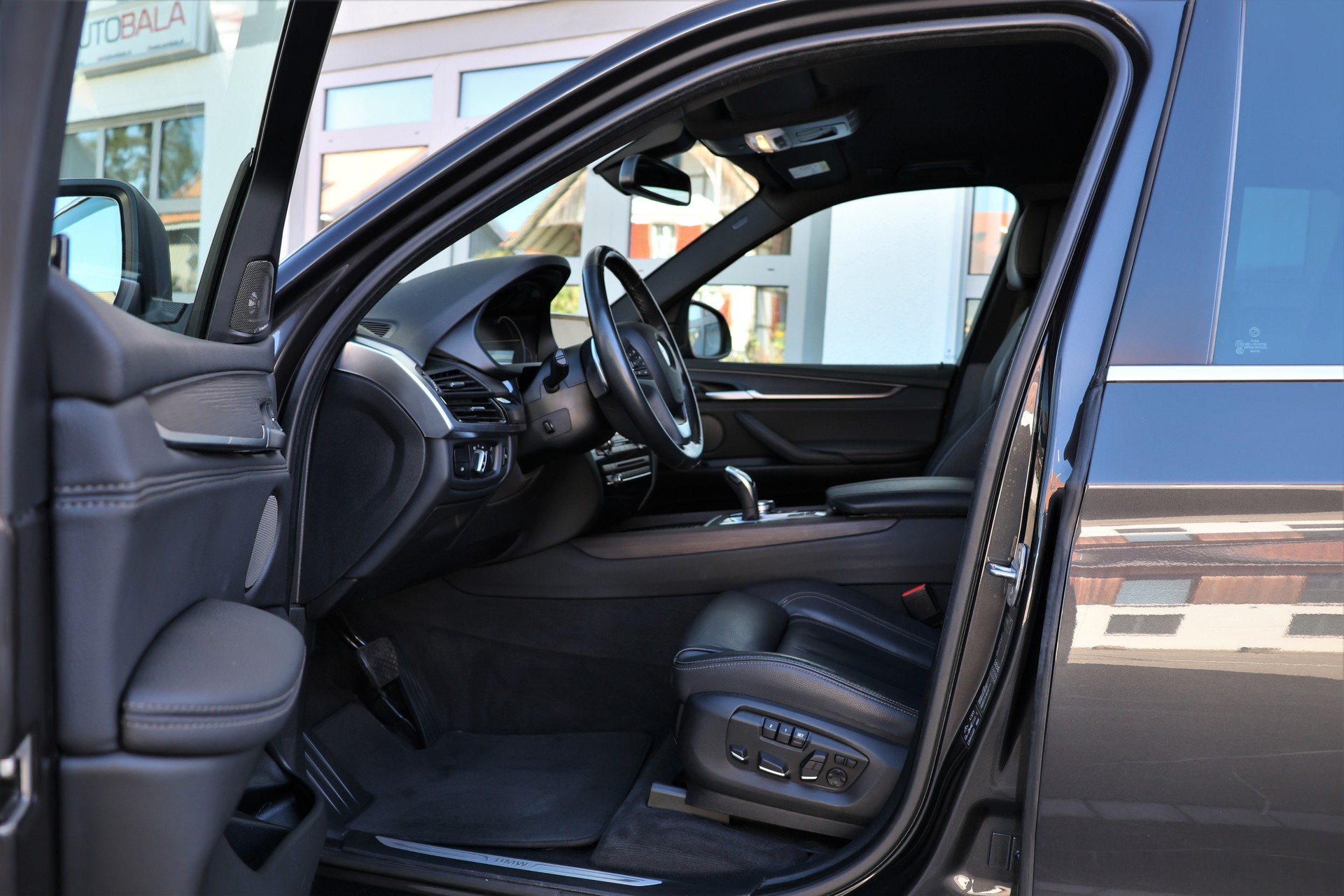 BMW X5 xDrive 40d Steptronic (CH)-image-8