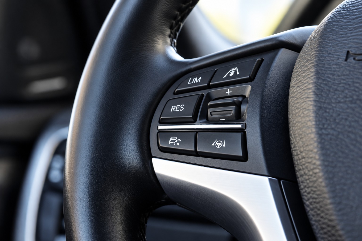 BMW X5 xDrive 40d Steptronic (CH)-image-16