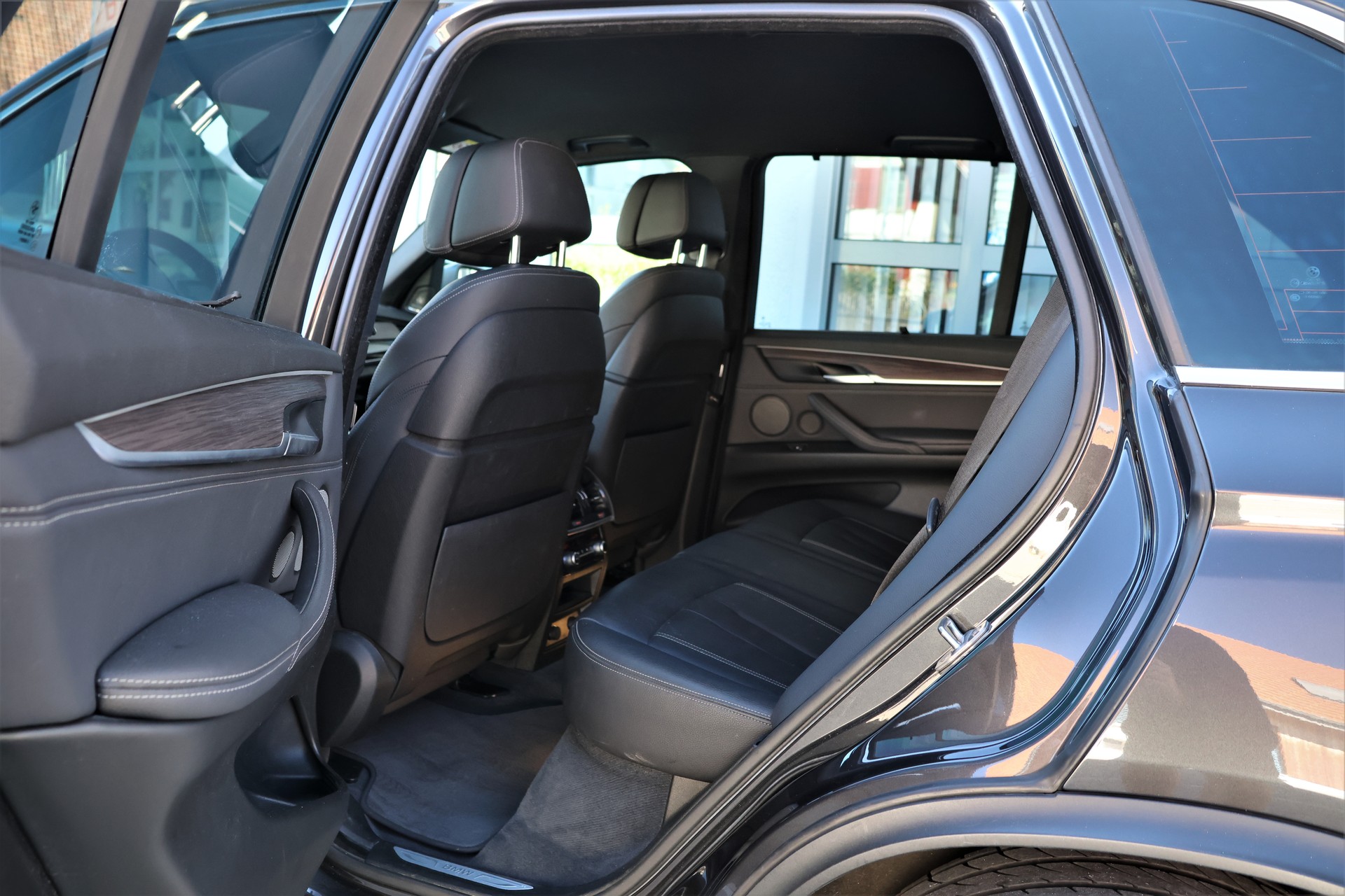 BMW X5 xDrive 40d Steptronic (CH)-image-12