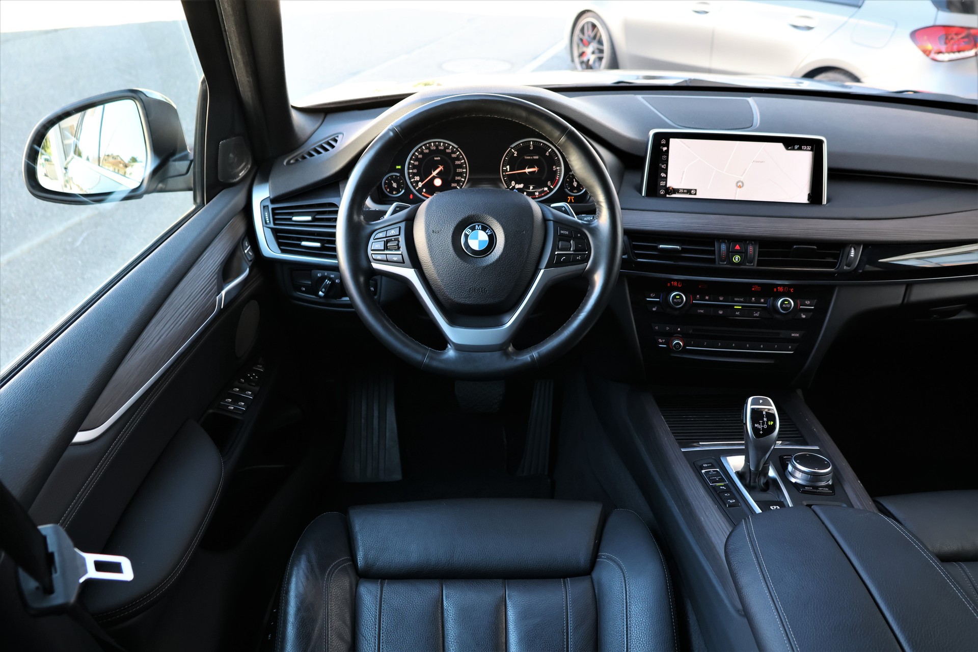 BMW X5 xDrive 40d Steptronic (CH)-image-13