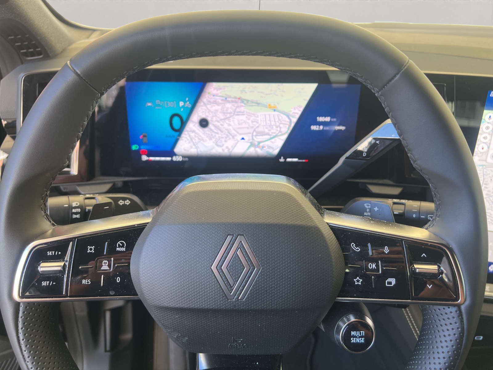 RENAULT Austral 1.3 TCe techno *158PS* Mild-Hybrid-image-14