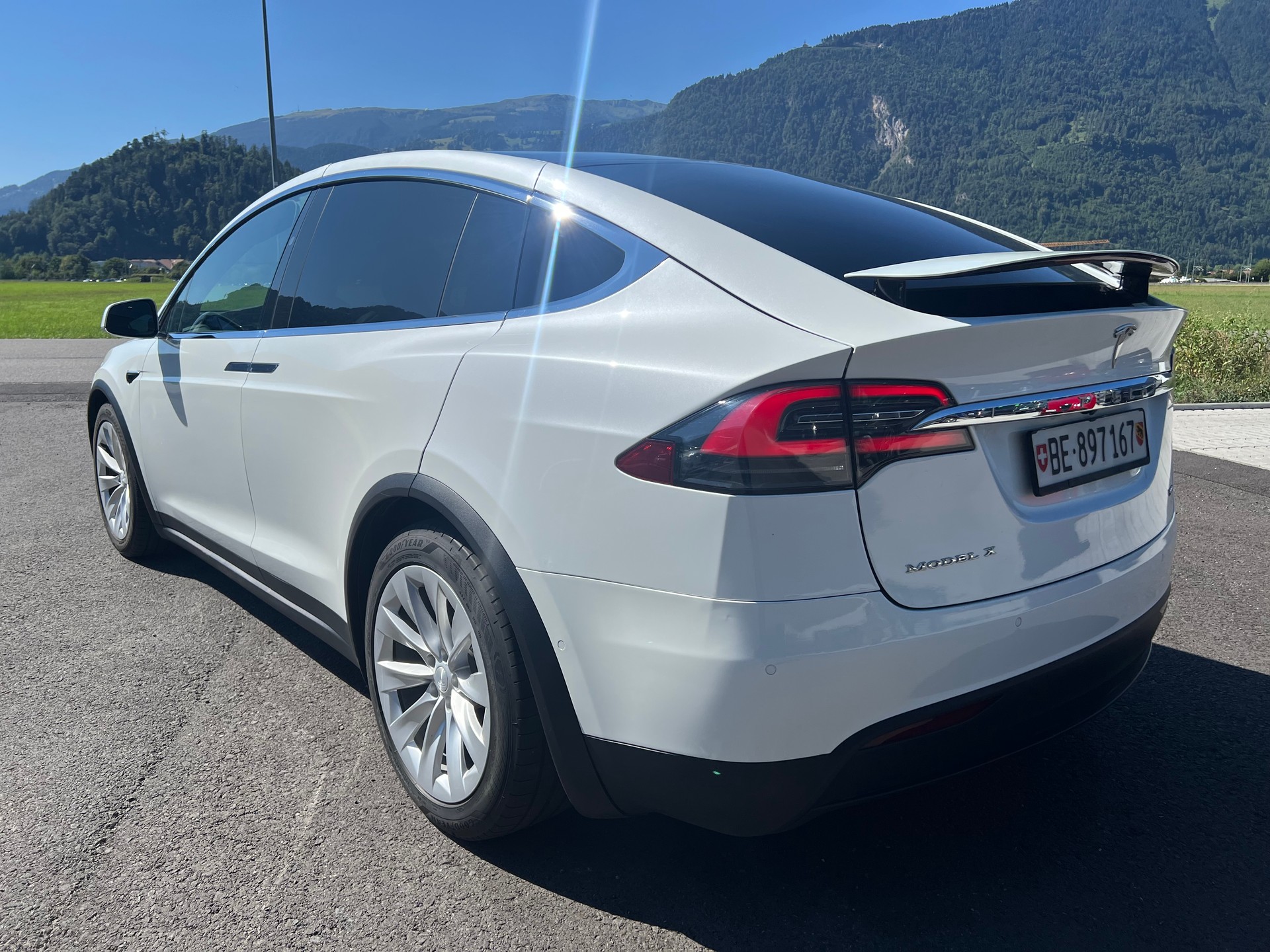 TESLA 100 D Long Range 7 Sitze-image-3