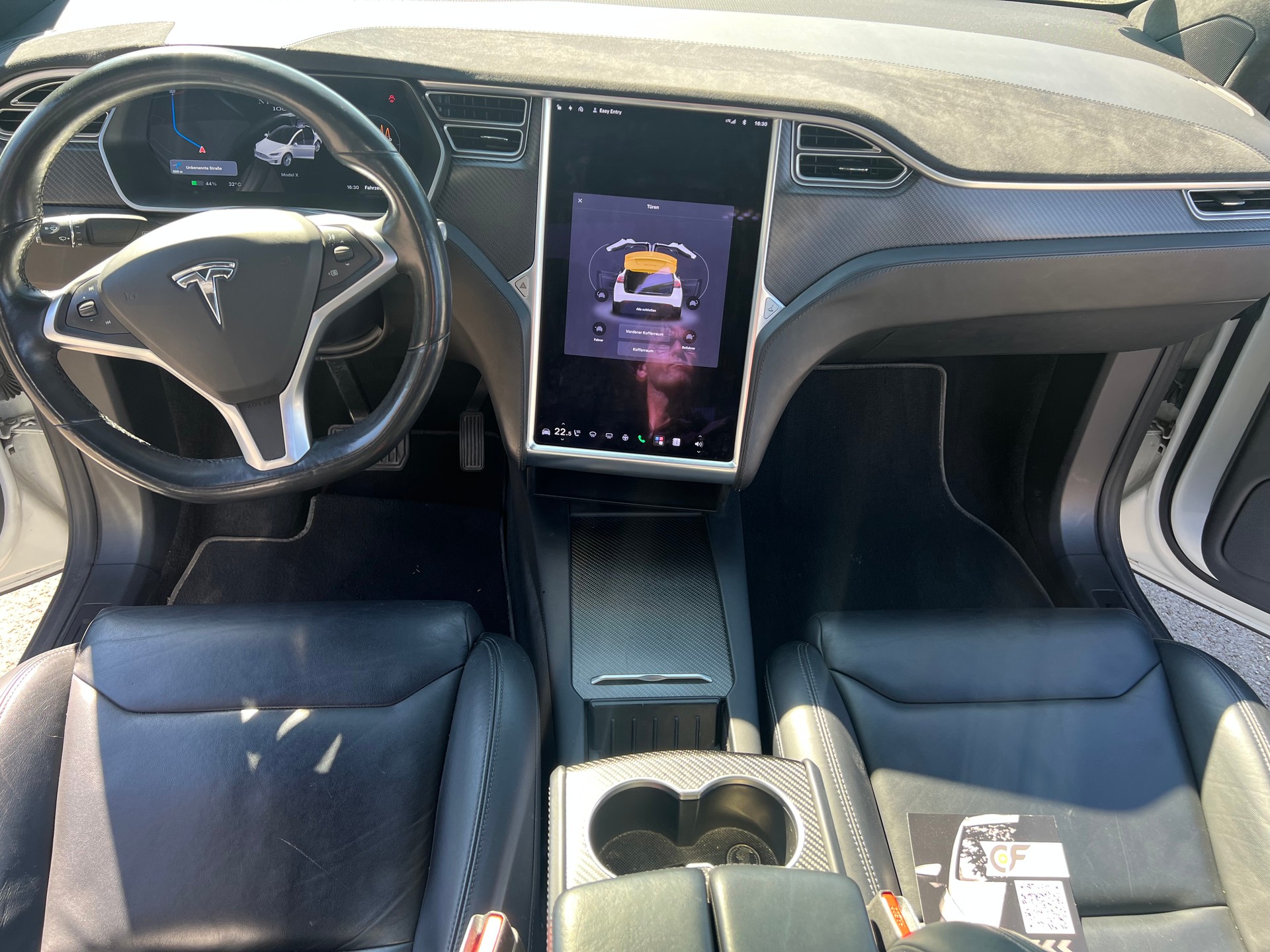 TESLA 100 D Long Range 7 Sitze-image-4