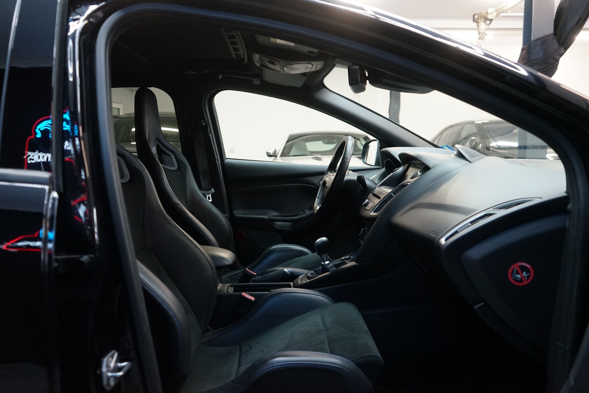 FORD Focus 2.3 EcoBoost RS AWD-image-4