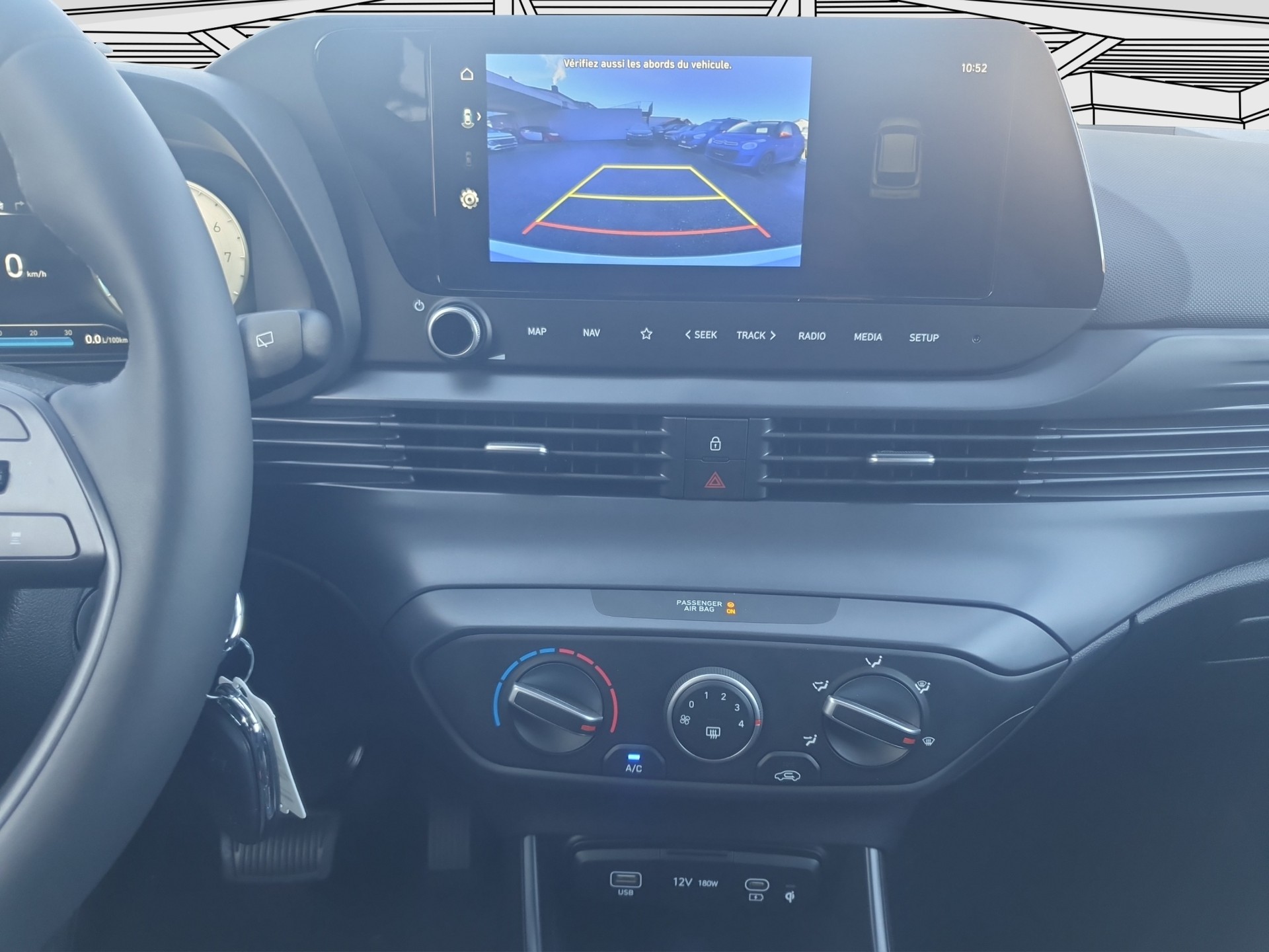 HYUNDAI i20 1.0 T-GDi Amplia GO! Auto.-image-8