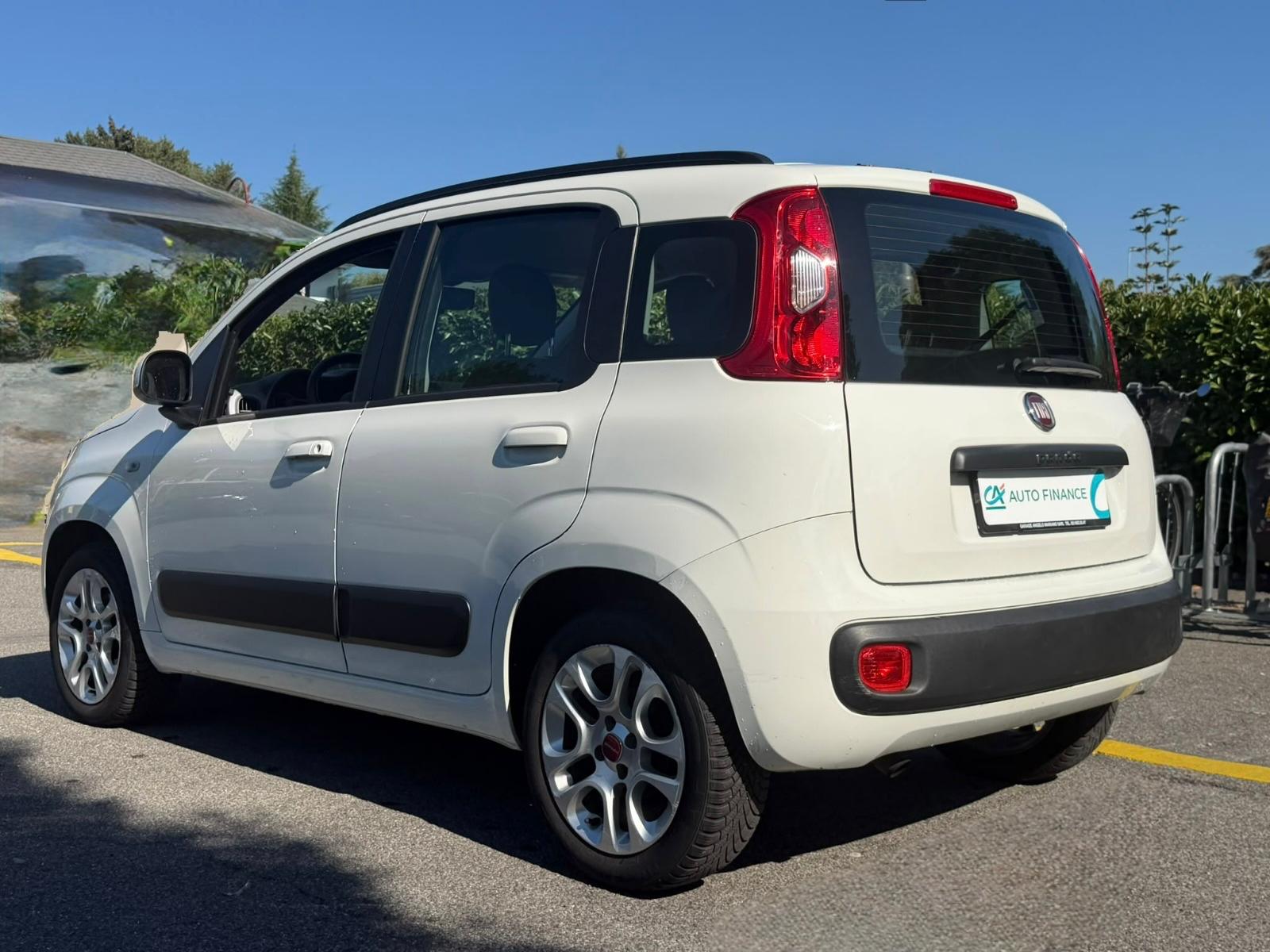 FIAT Panda 0.9 Twinair Turbo Lounge MTA-image-4
