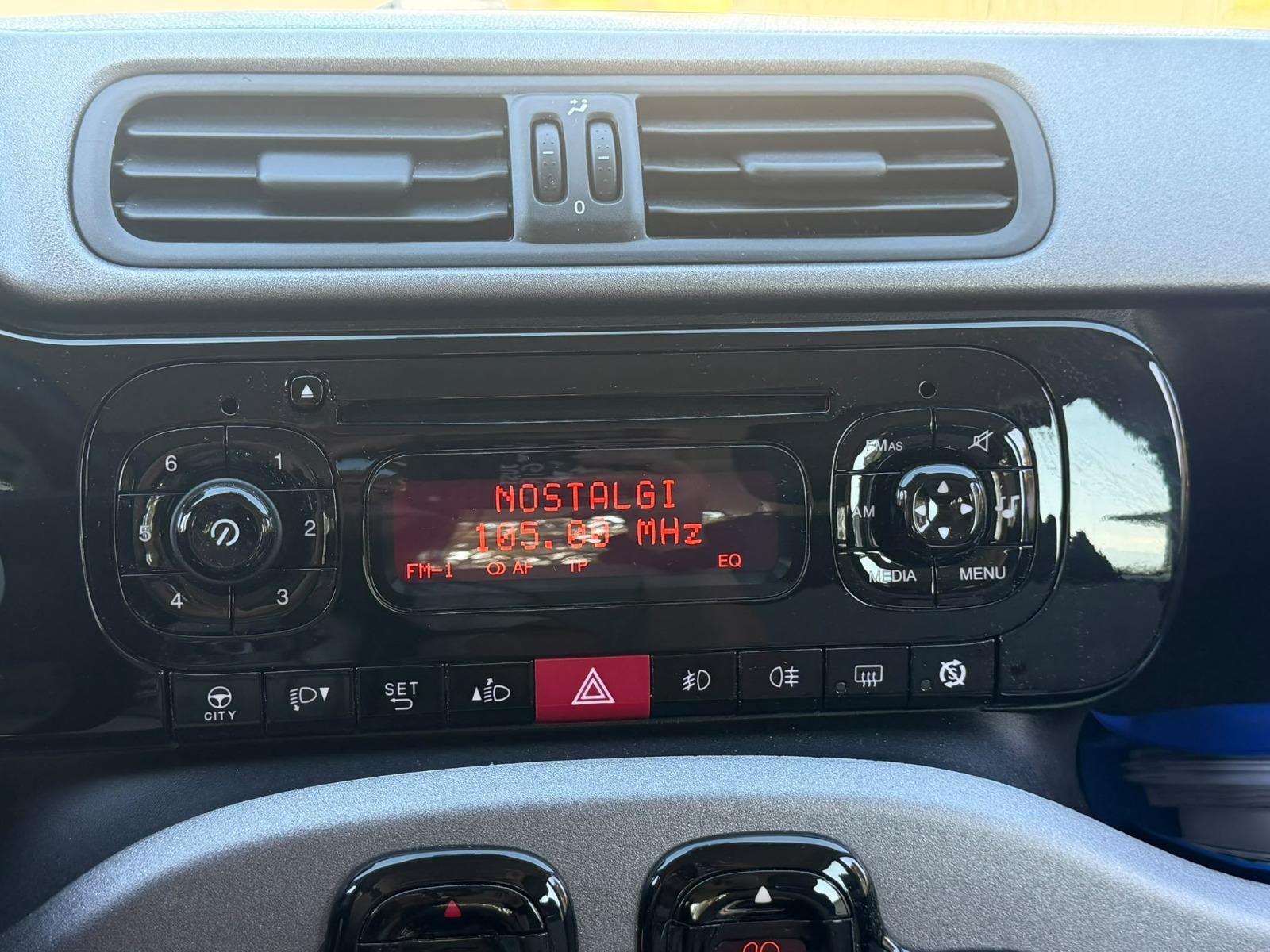 FIAT Panda 0.9 Twinair Turbo Lounge MTA-image-19