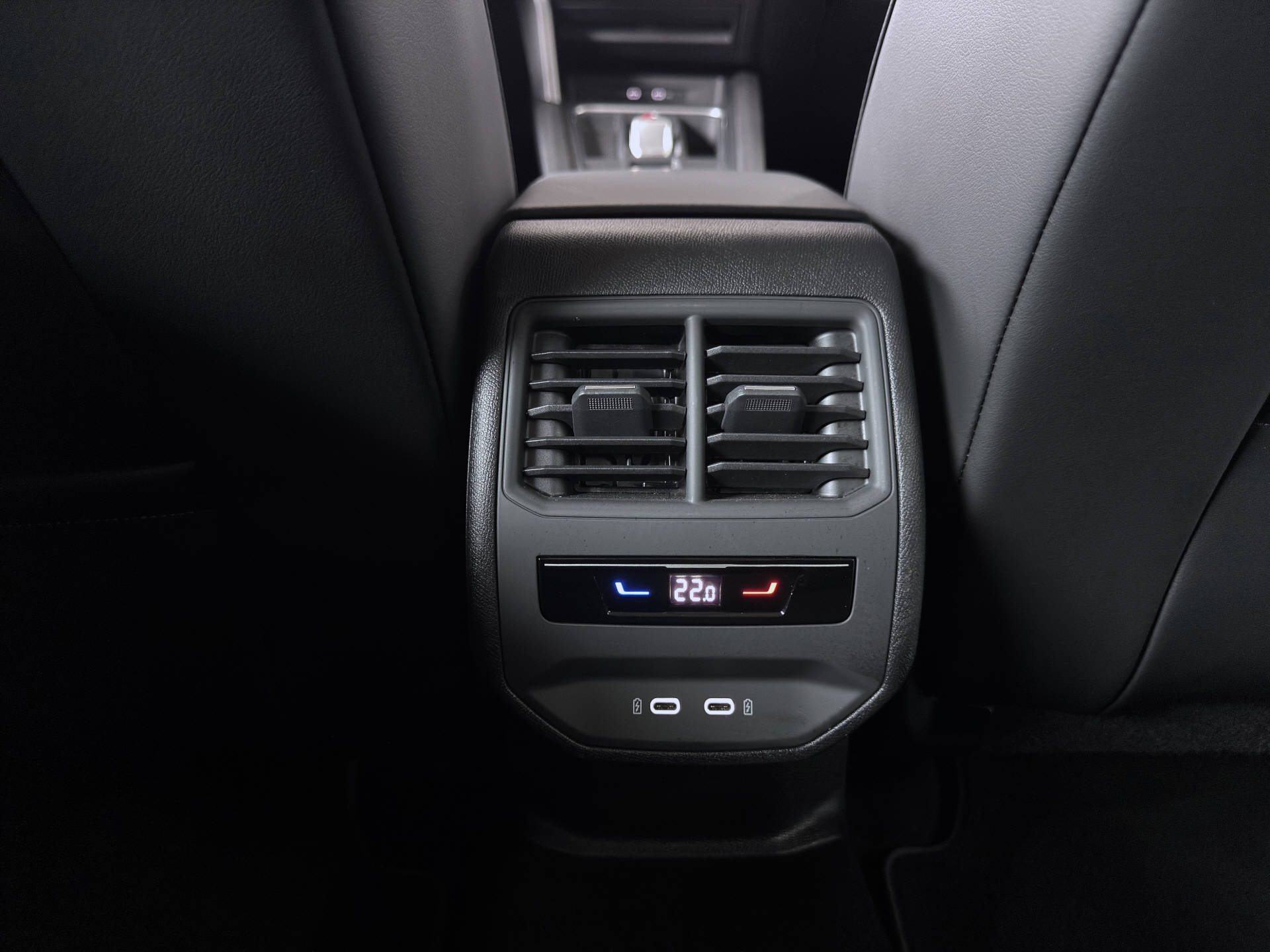SEAT Leon ST 1.4 eHybrid FR DSG-image-13