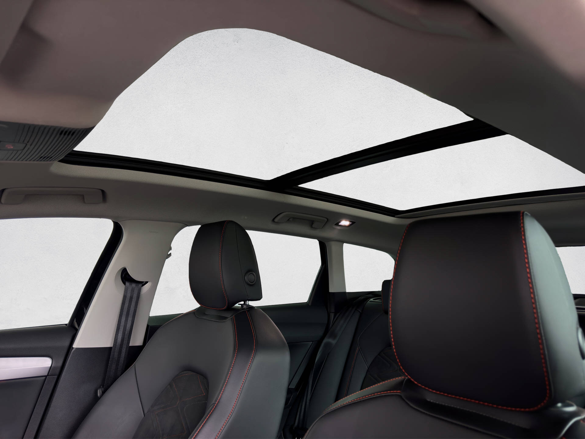 SEAT Leon ST 1.4 eHybrid FR DSG-image-15