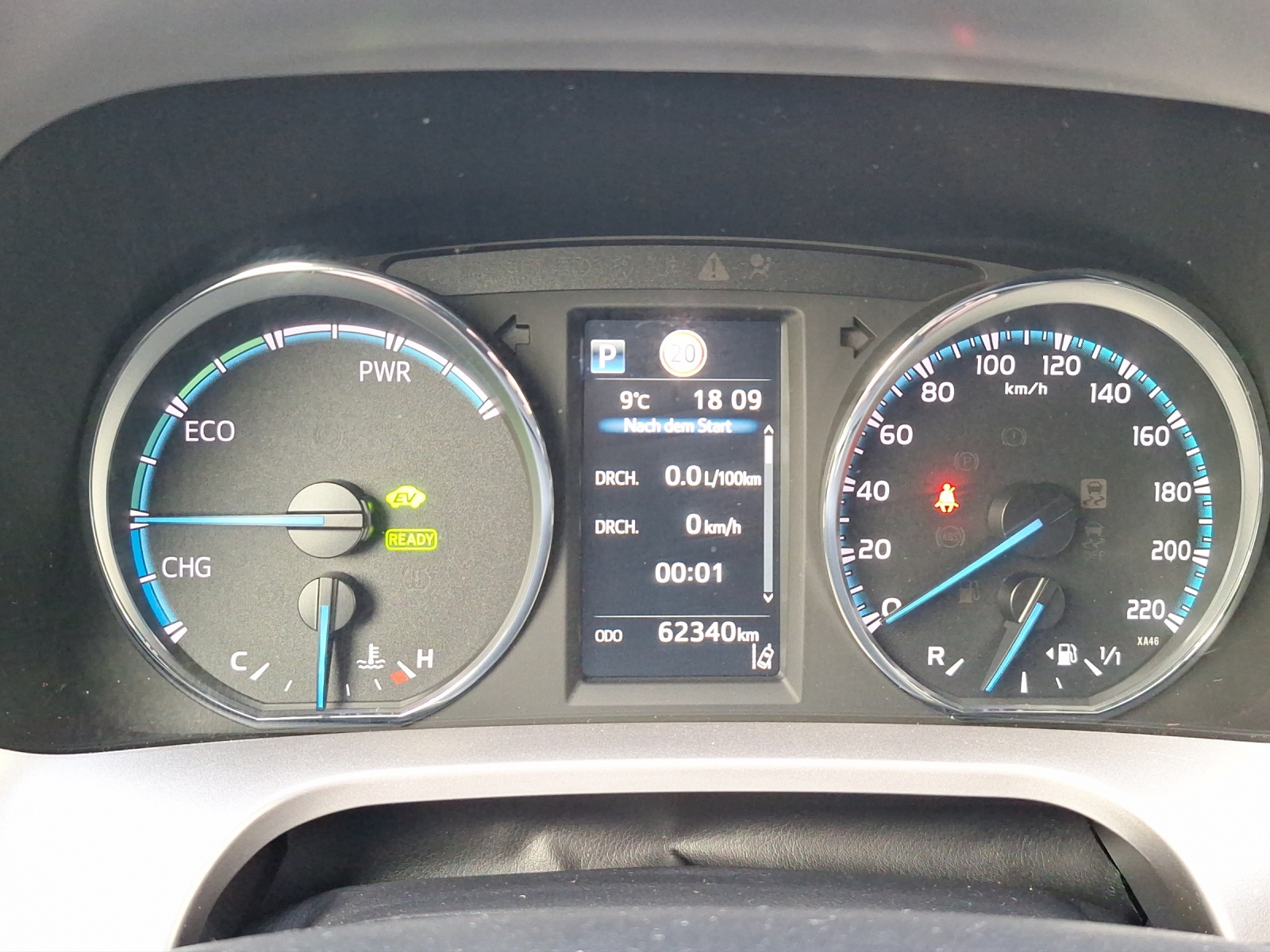 TOYOTA RAV4 2.5 HSD Sapphire-image-14