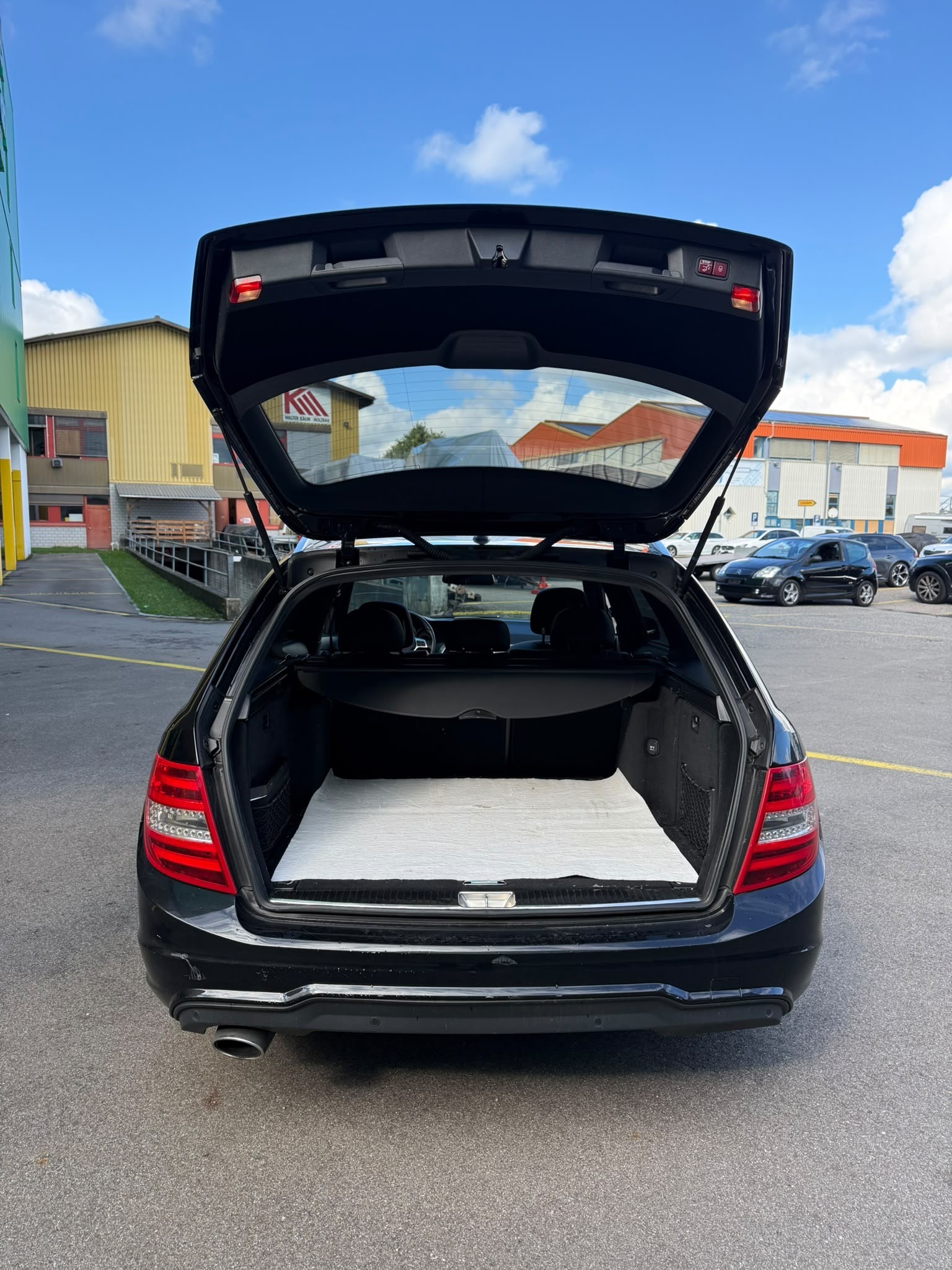 MERCEDES-BENZ C 220 CDI Avantgarde 4Matic 7G-Tronic-image-15