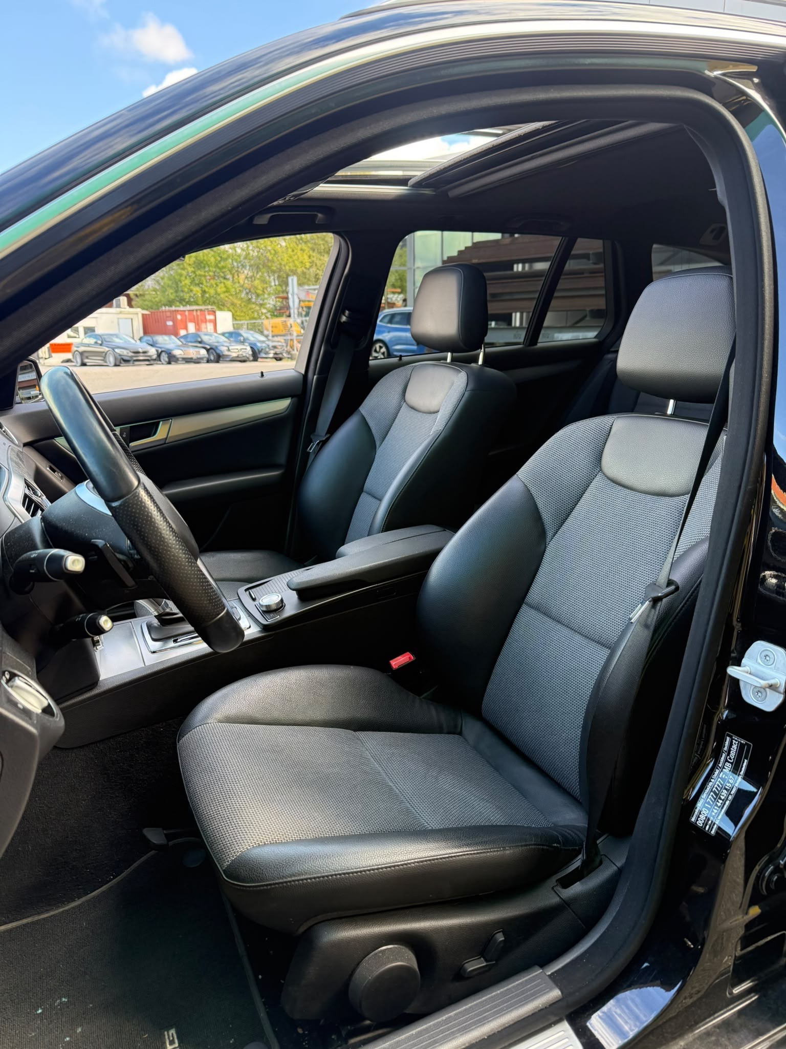 MERCEDES-BENZ C 220 CDI Avantgarde 4Matic 7G-Tronic-image-8