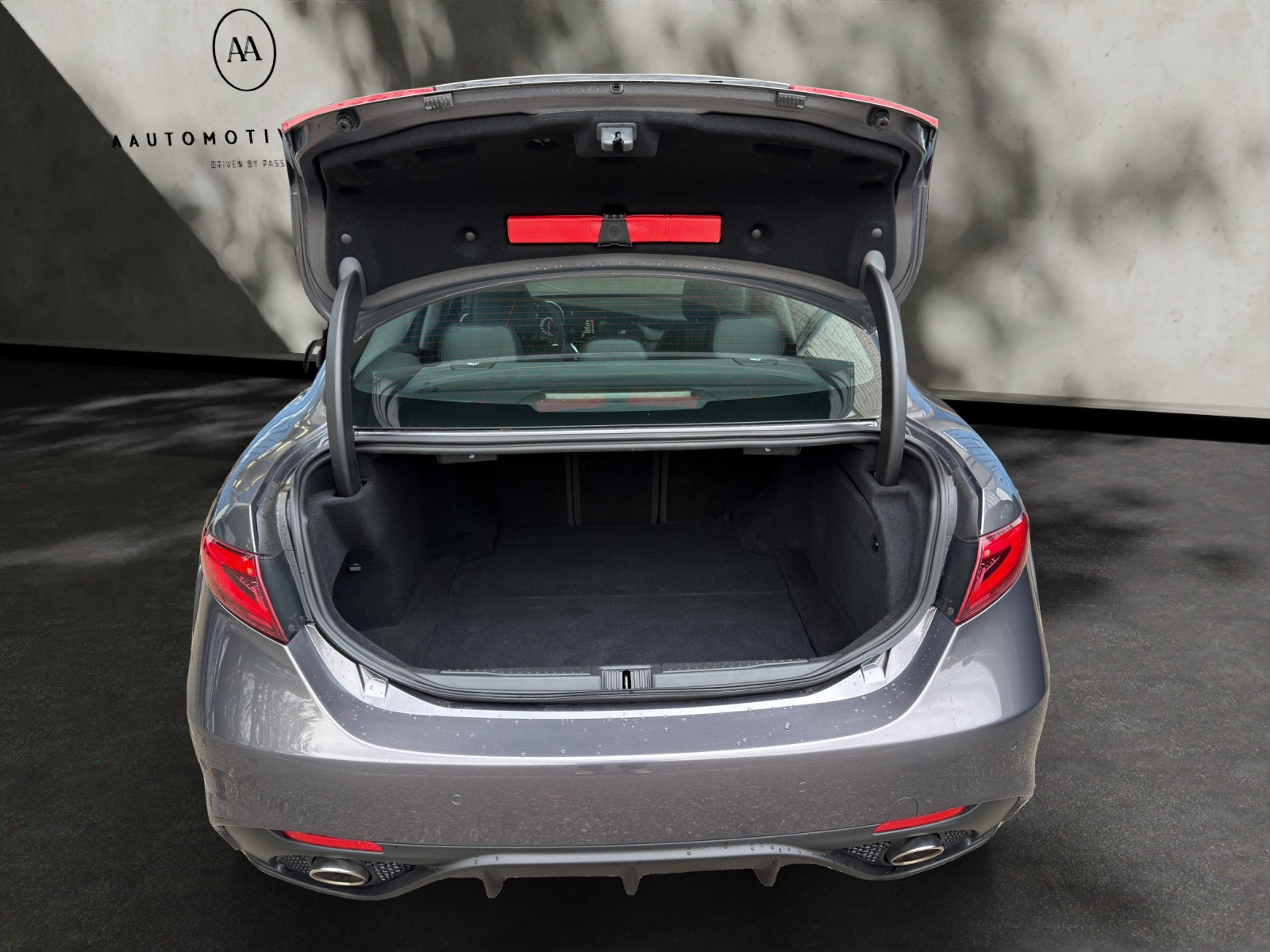 ALFA ROMEO Giulia 2.0 Veloce Q4 Automatic-image-16
