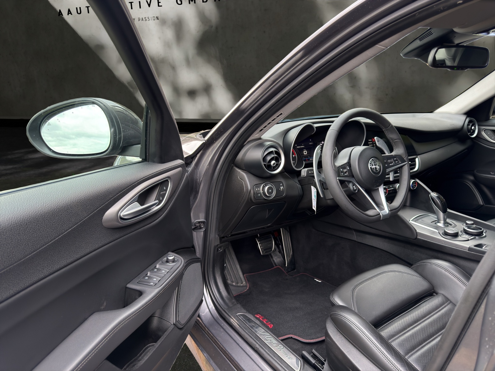 ALFA ROMEO Giulia 2.0 Veloce Q4 Automatic-image-15