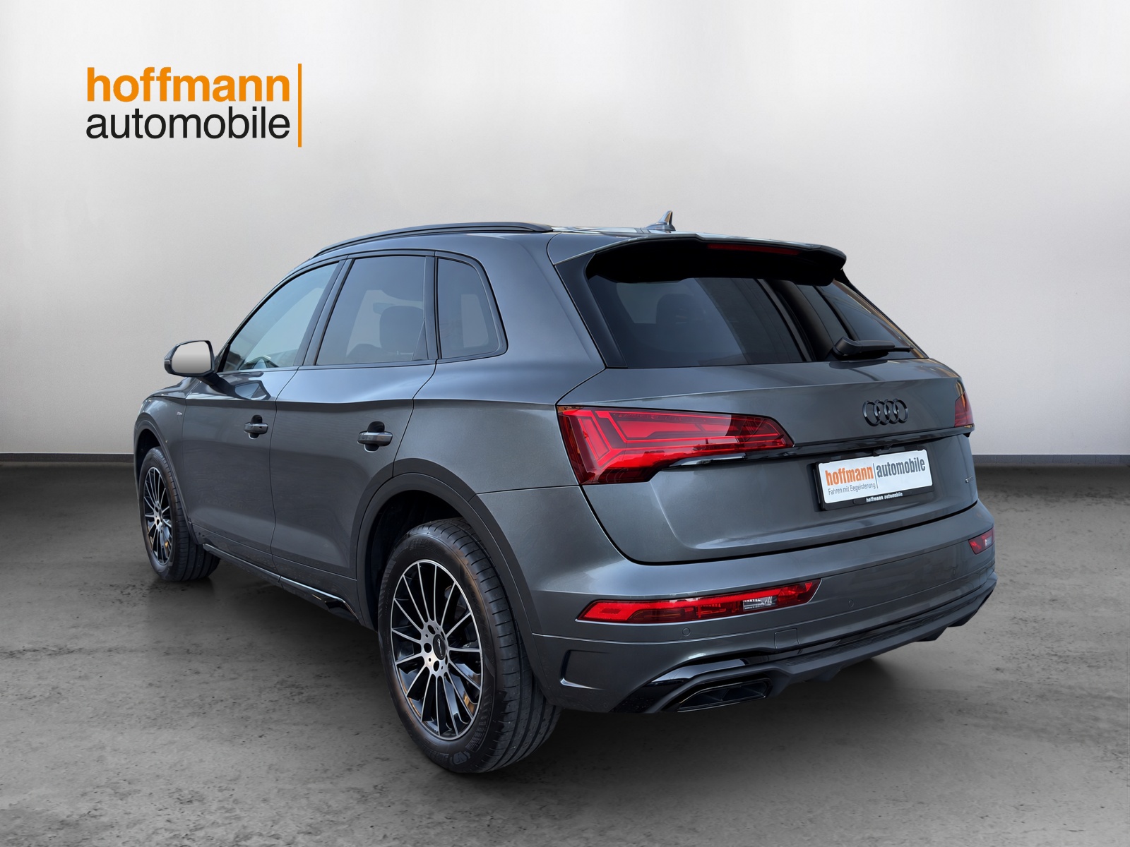 AUDI Q5 40 TFSI S line quattro S-tronic-image-5