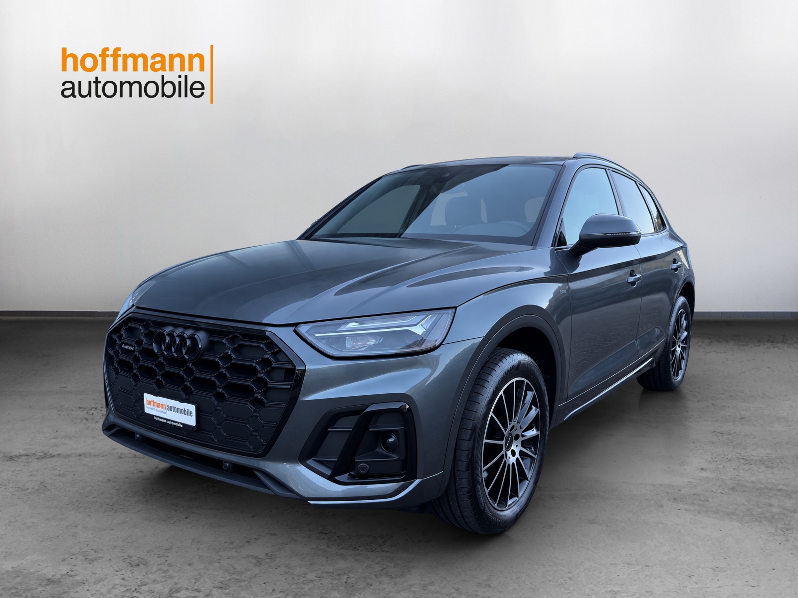AUDI Q5 40 TFSI S line quattro S-tronic-image-0