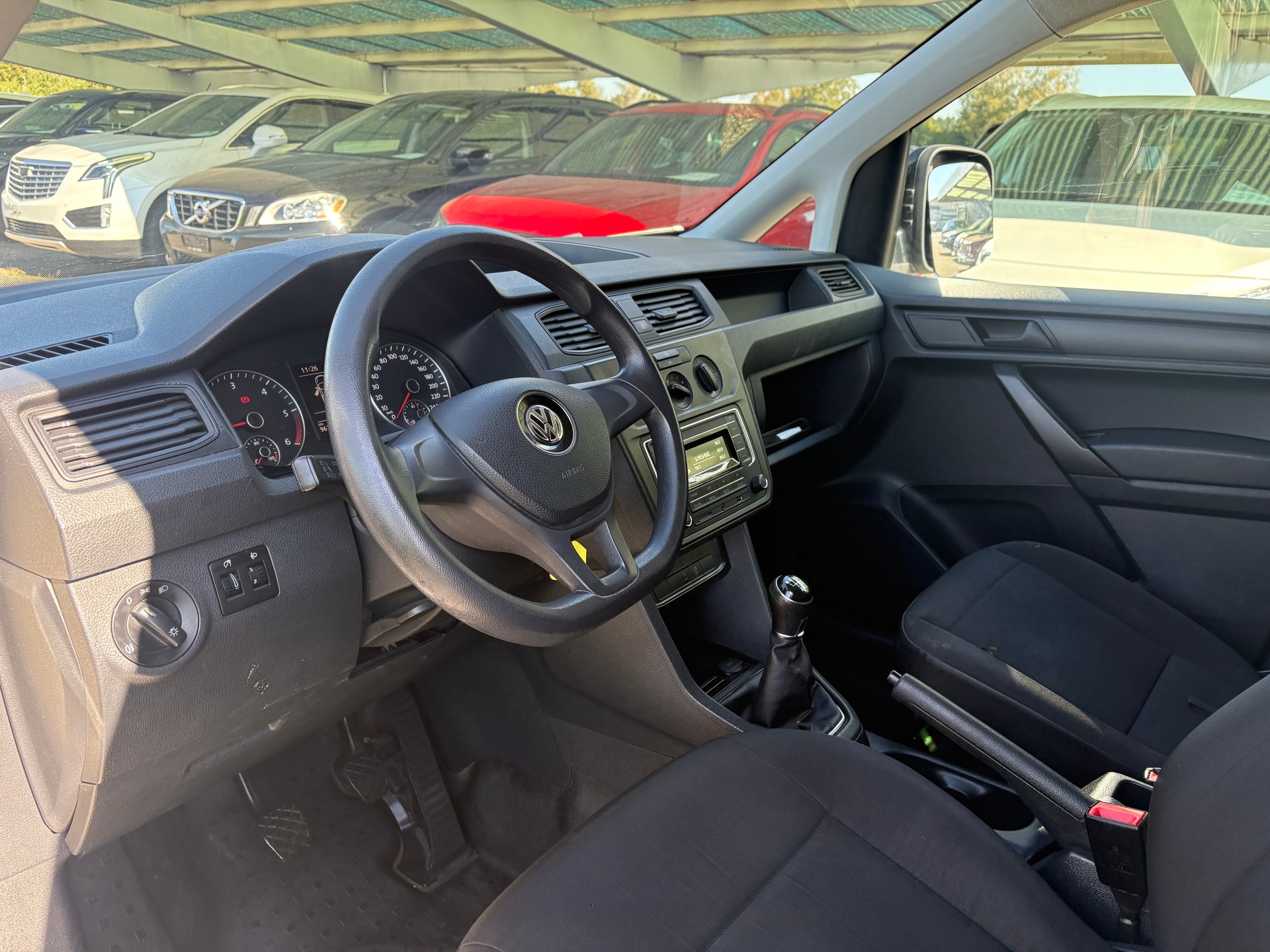 VW CADDY-image-6