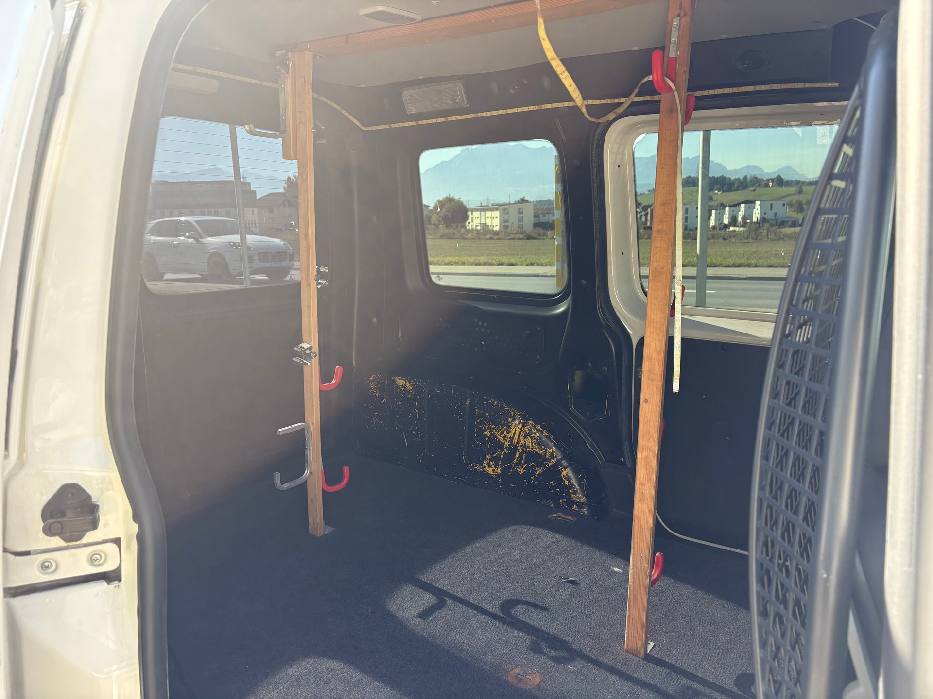 VW CADDY-image-10