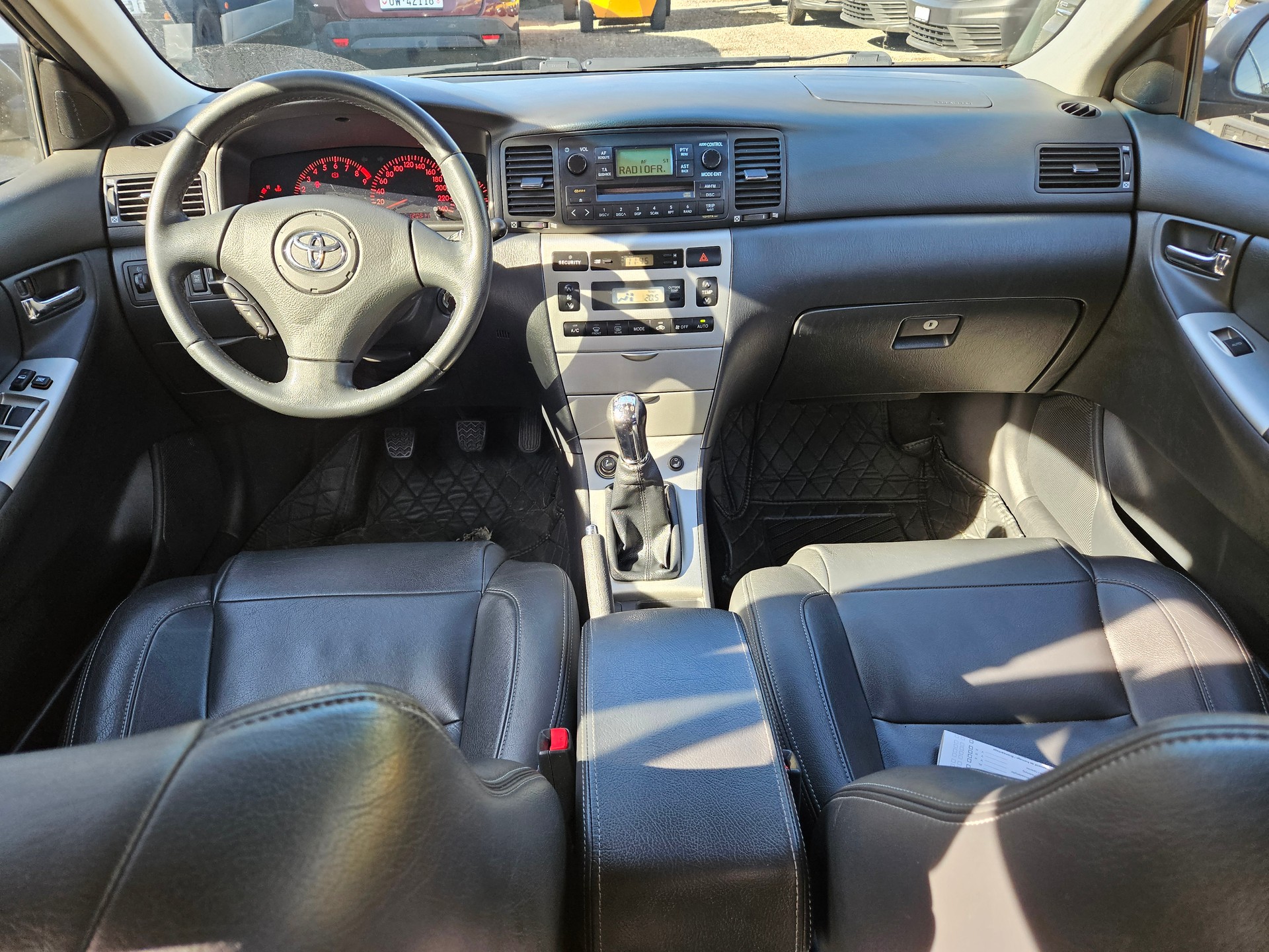 TOYOTA Corolla 1.8 TS Dynamic-image-9