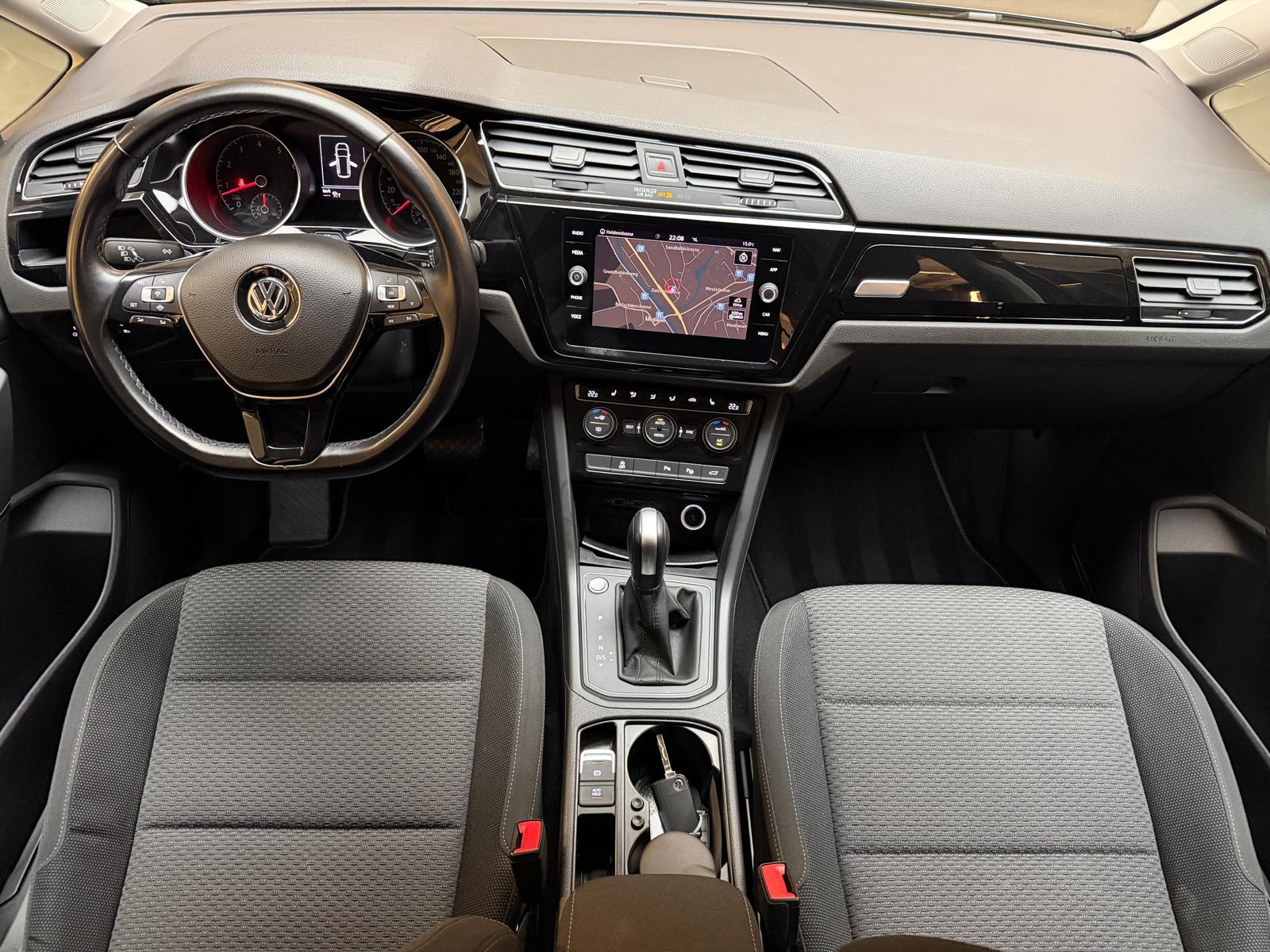 VW Touran 1.5 TSI Highline DSG-image-10
