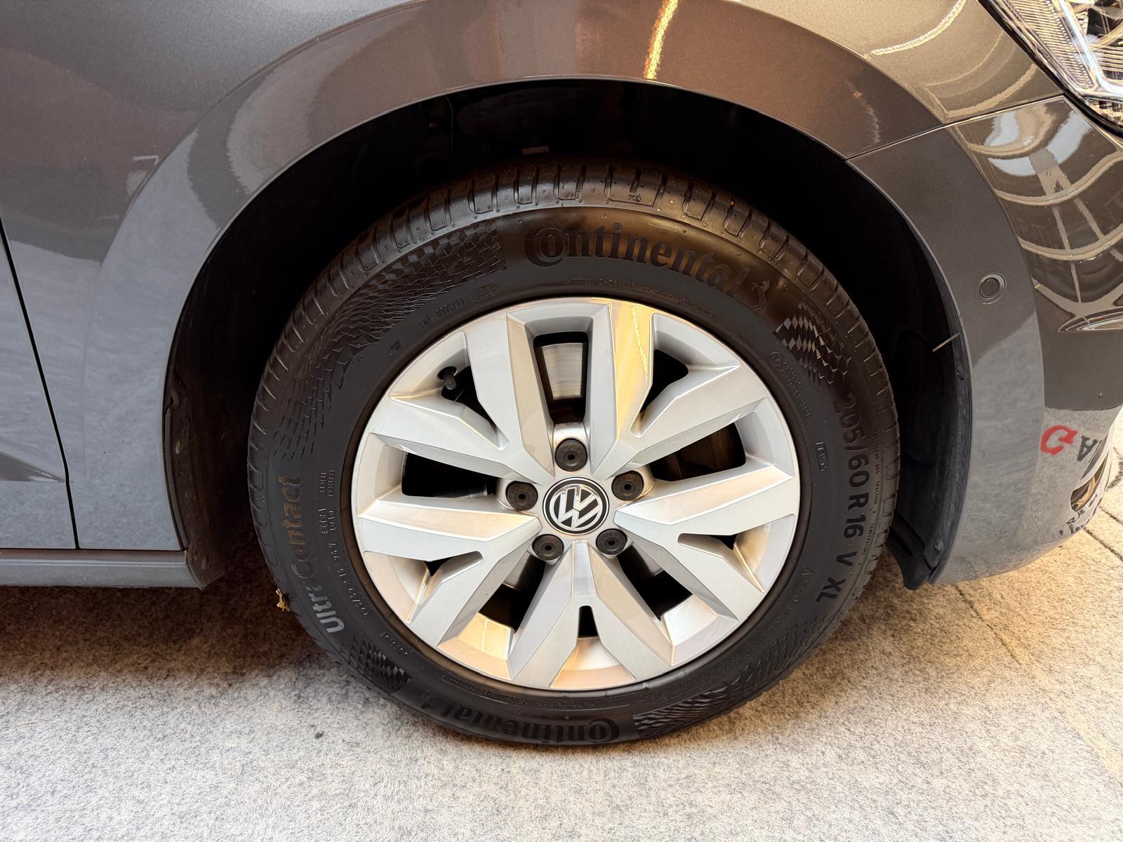 VW Touran 1.5 TSI Highline DSG-image-7
