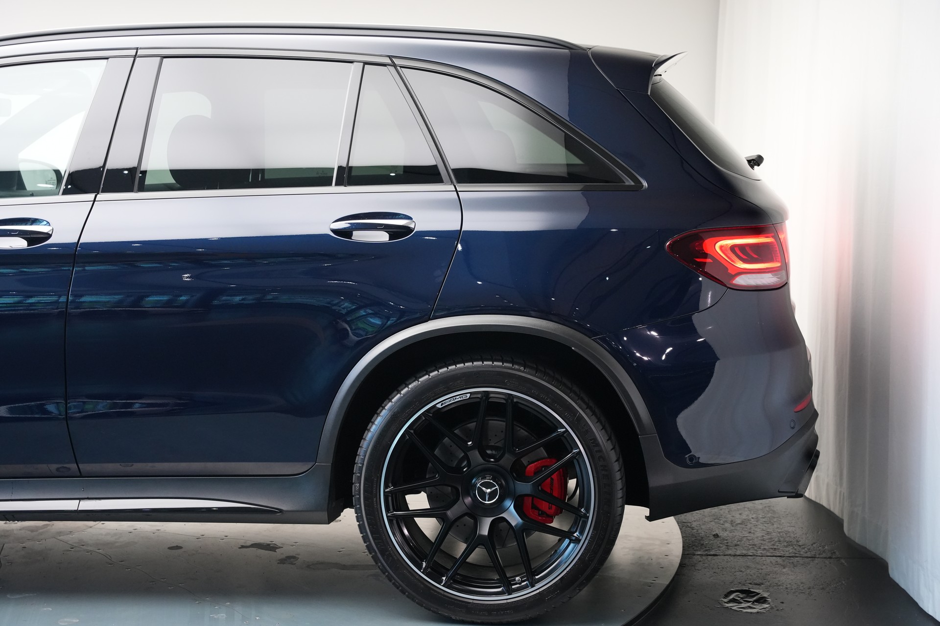MERCEDES-BENZ GLC 63 S AMG 4Matic 9G-Tronic *CH-Fahrzeug*-image-44
