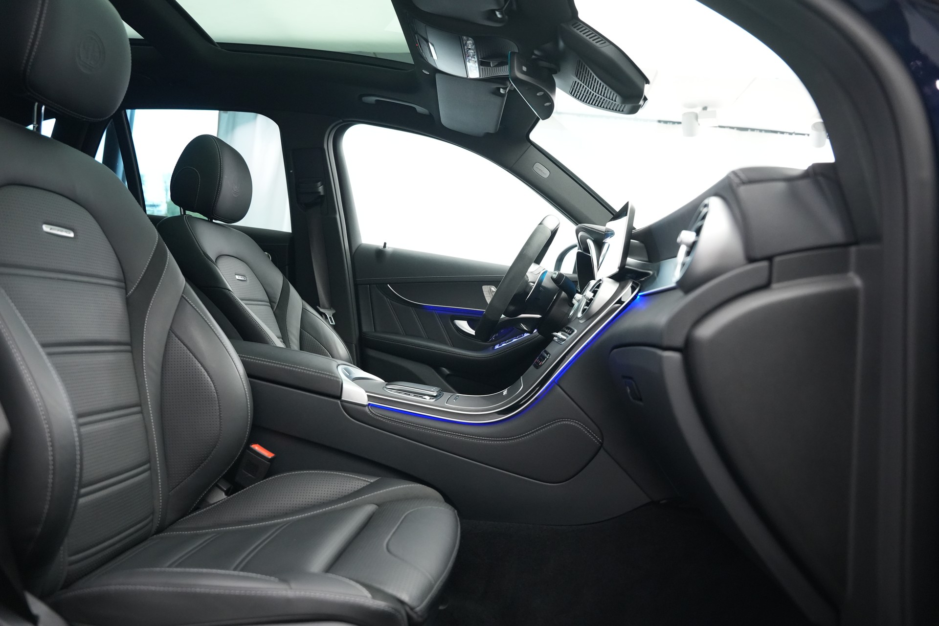 MERCEDES-BENZ GLC 63 S AMG 4Matic 9G-Tronic *CH-Fahrzeug*-image-13