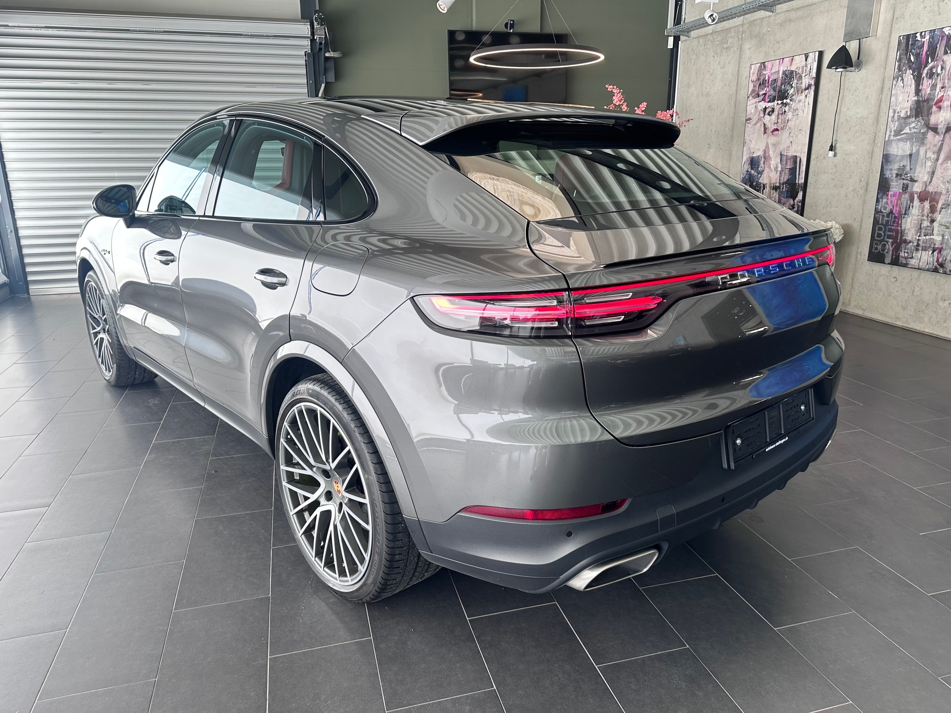 PORSCHE Cayenne Coupé 3.0 V6 E-Hybrid-image-14