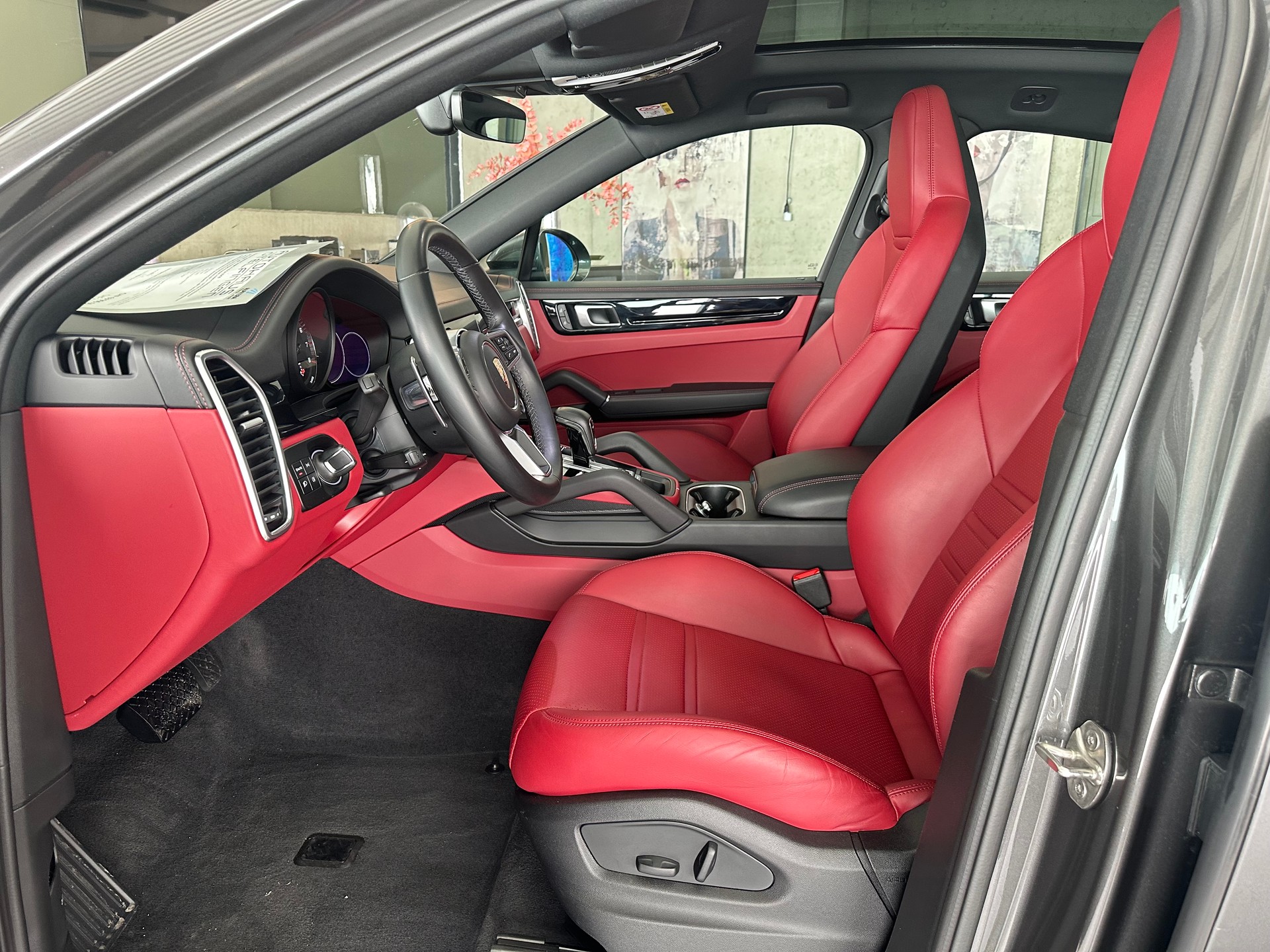 PORSCHE Cayenne Coupé 3.0 V6 E-Hybrid-image-9
