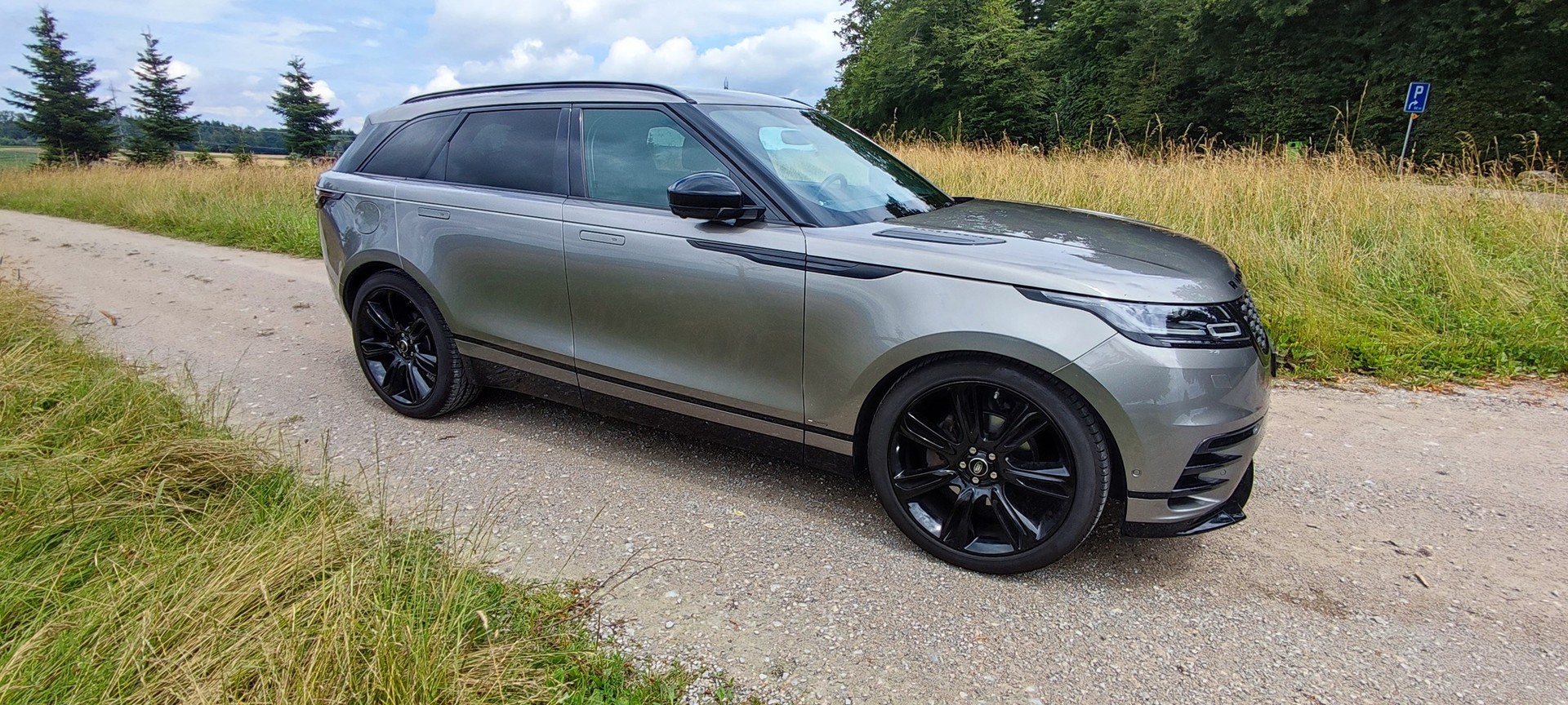 LAND ROVER Range Rover Velar R-Dynamic D 240 HSE Automatic-image-2