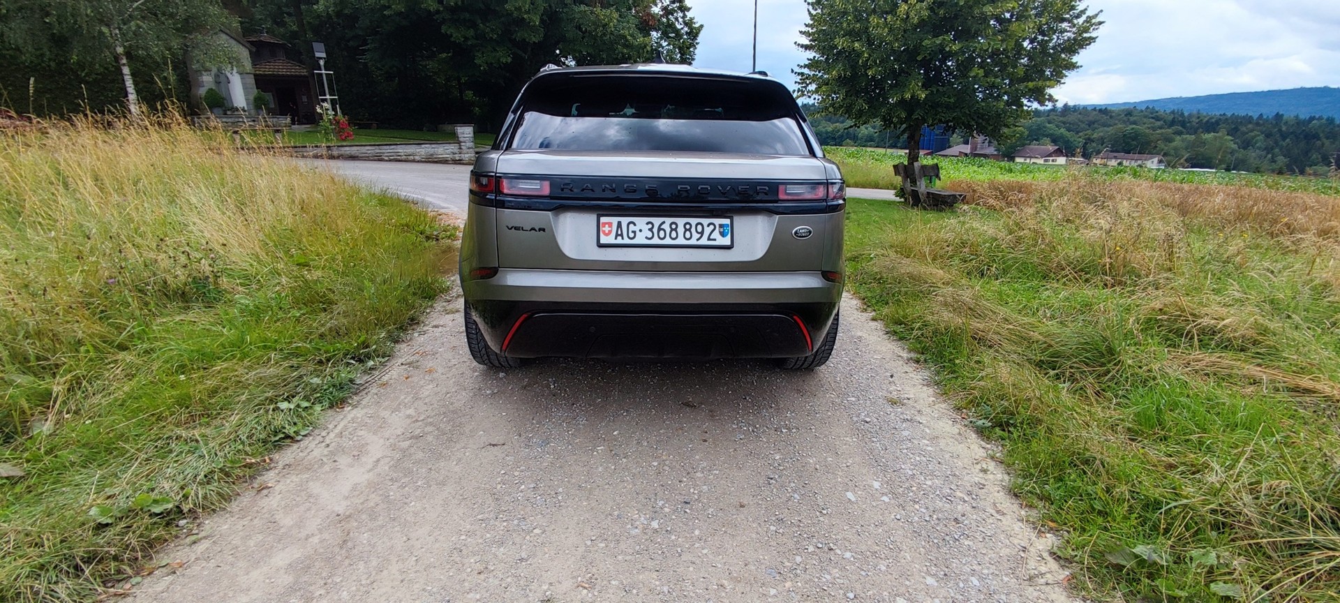 LAND ROVER Range Rover Velar R-Dynamic D 240 HSE Automatic-image-4