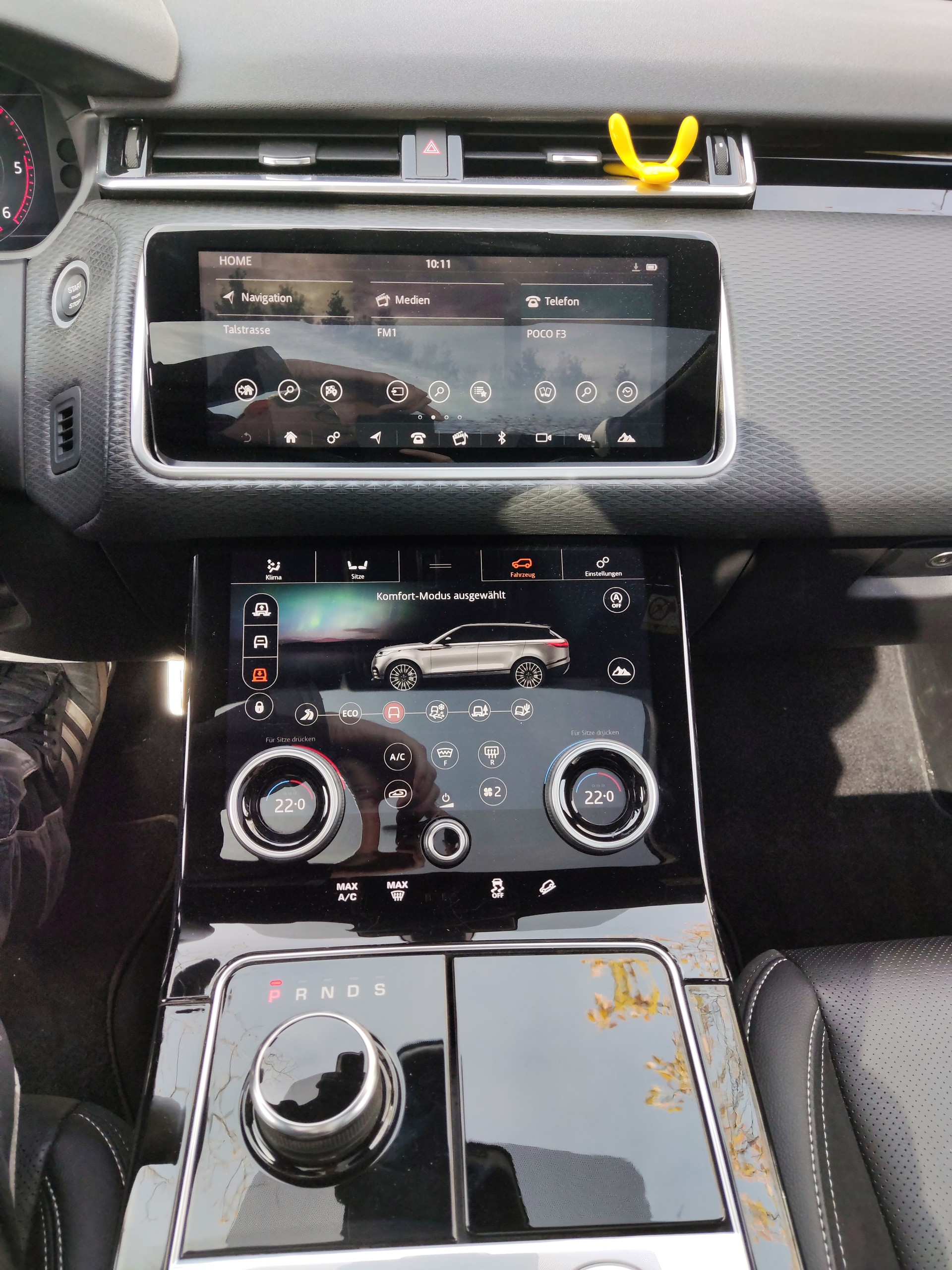 LAND ROVER Range Rover Velar R-Dynamic D 240 HSE Automatic-image-9
