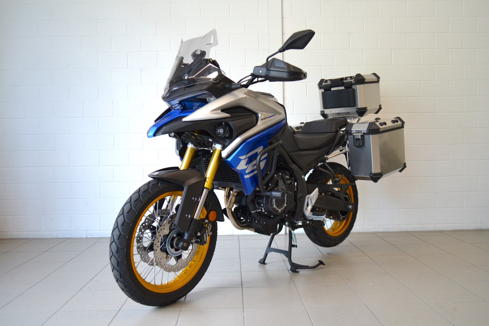 VOGE 525 DSX-showroom-element-2