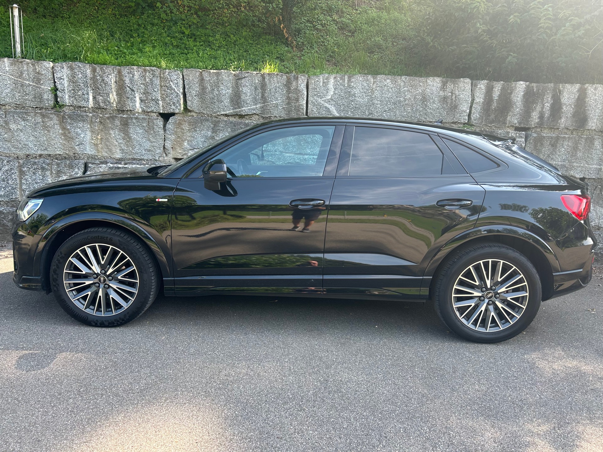 AUDI Q3 Sportback 35 TDI S line quattro-image-12