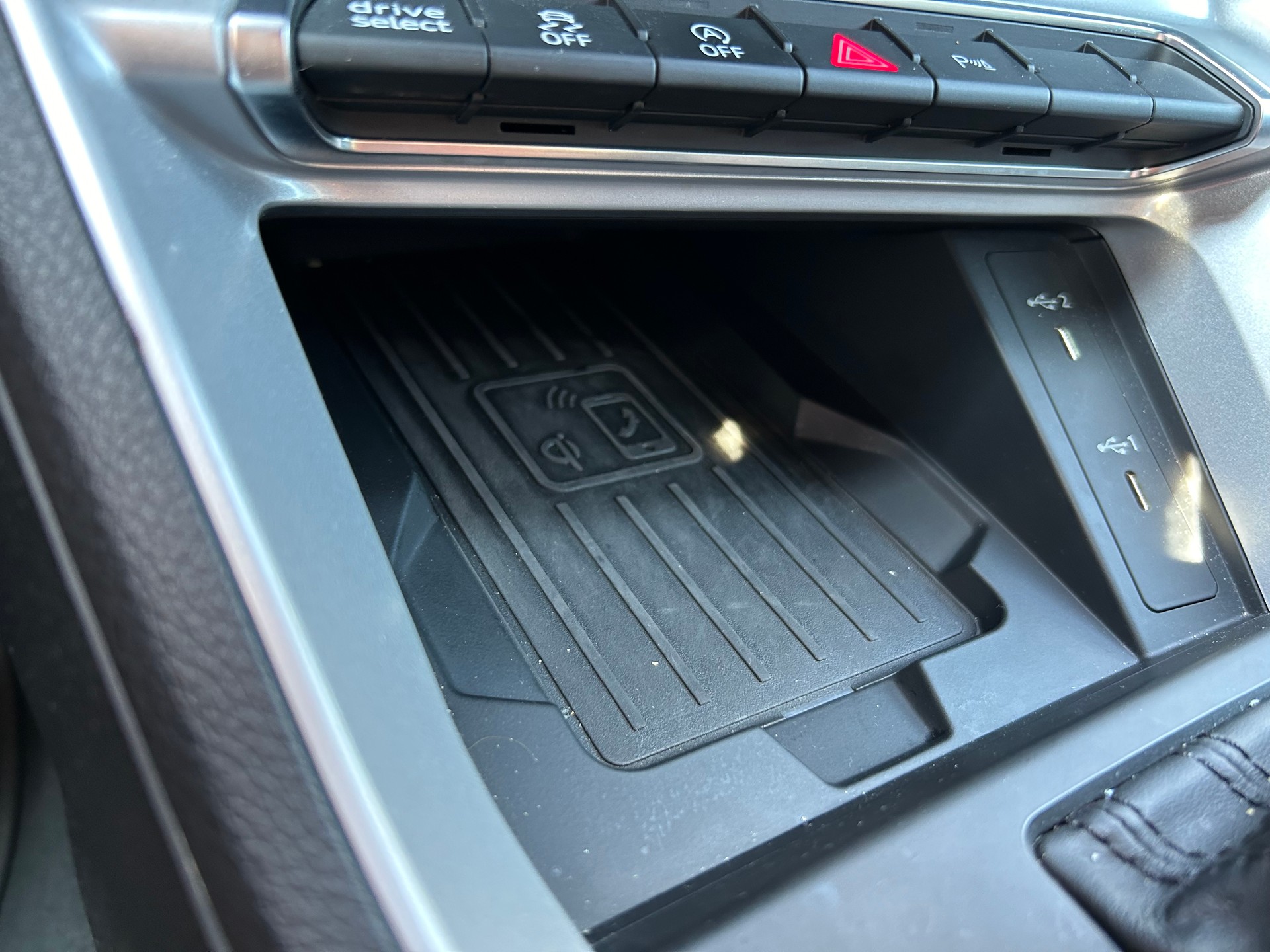 AUDI Q3 Sportback 35 TDI S line quattro-image-7
