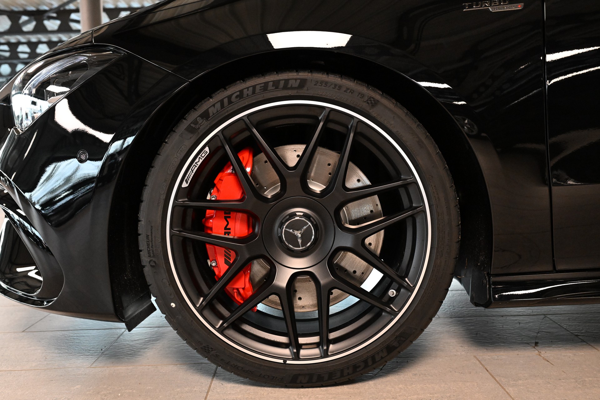 MERCEDES-BENZ CLA Shooting Brake 45 S AMG 4Matic 8G-DCT-image-5