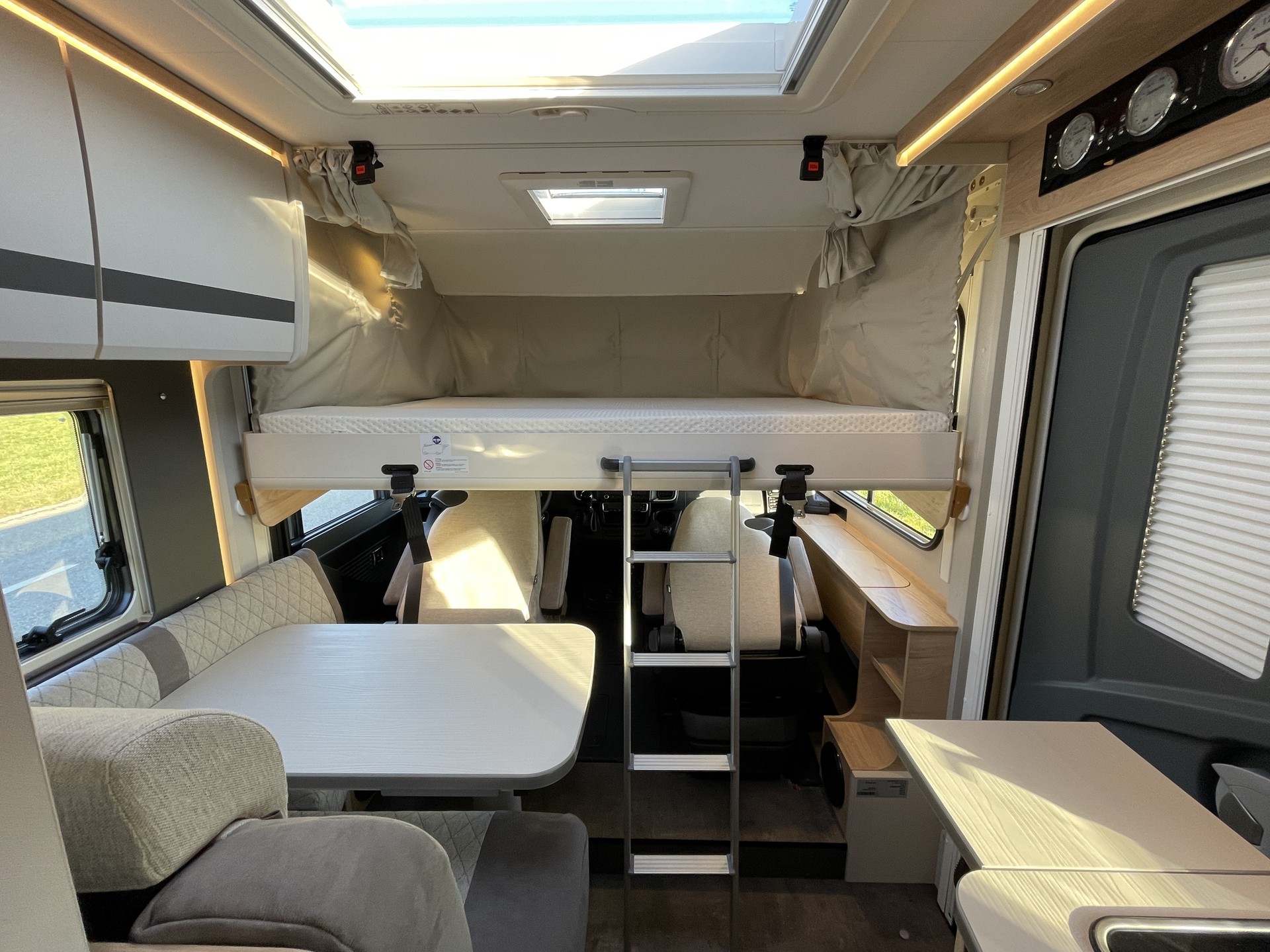 DETHLEFFS Globebus I4-image-15