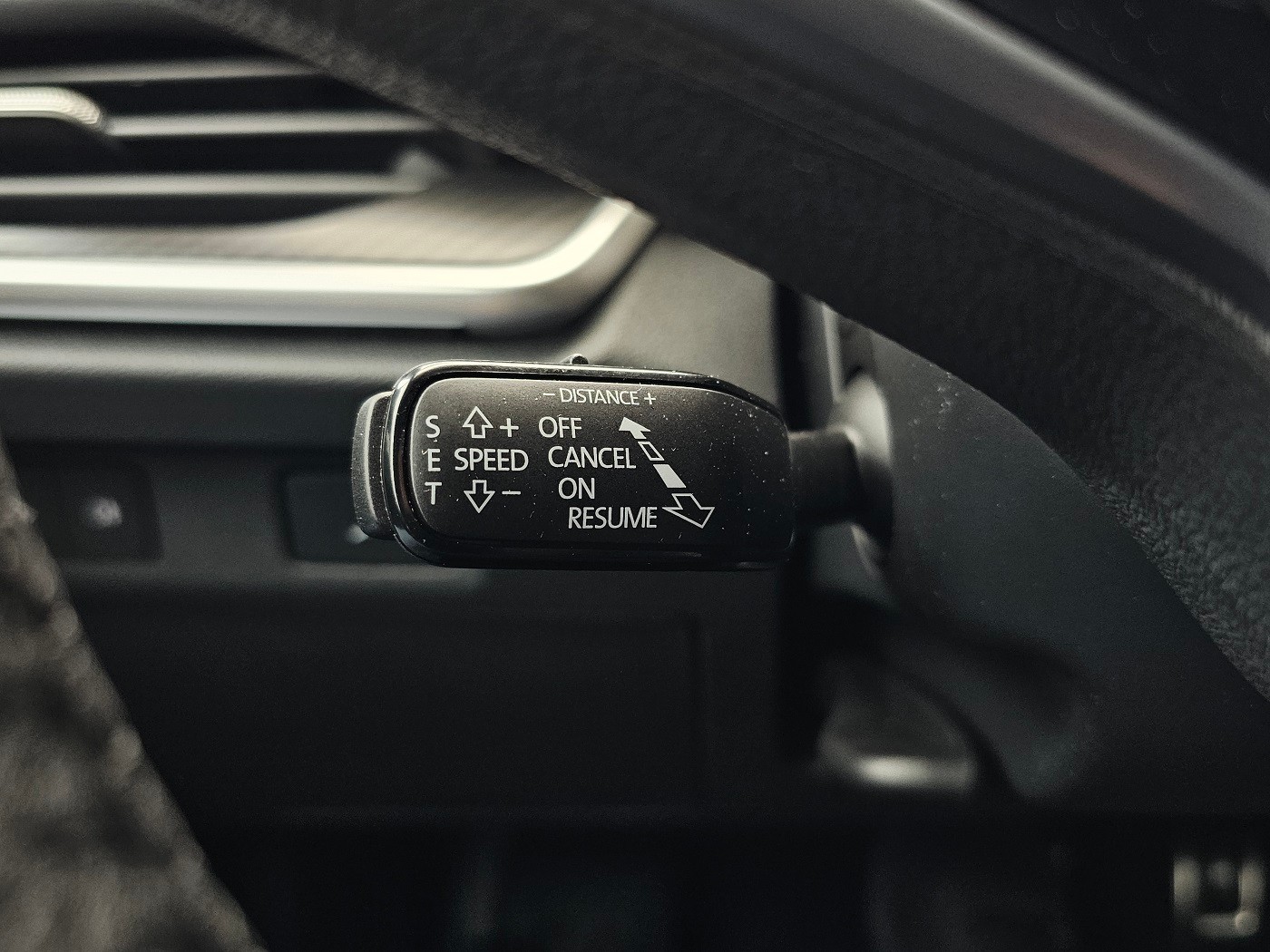 SKODA Enyaq 85x Sportline 4x4-image-16