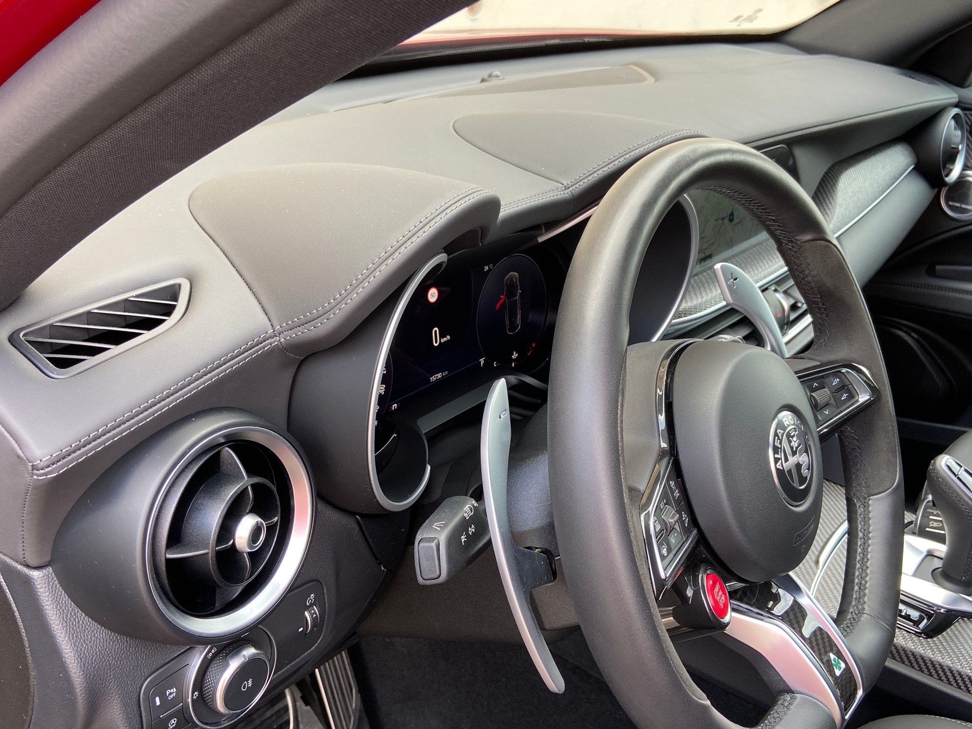 ALFA ROMEO Stelvio 2.9 V6 Quadrifoglio Sky 21 zoll Q4 AT8-image-10
