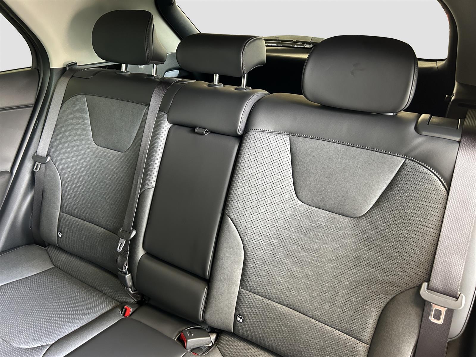 KIA Niro 1.6 GDi Hybrid Style-image-5