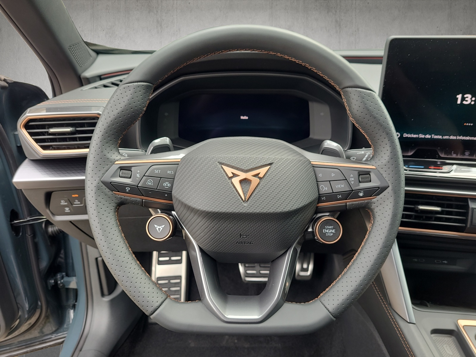 CUPRA Formentor 1.5 eTSI DSG-image-8