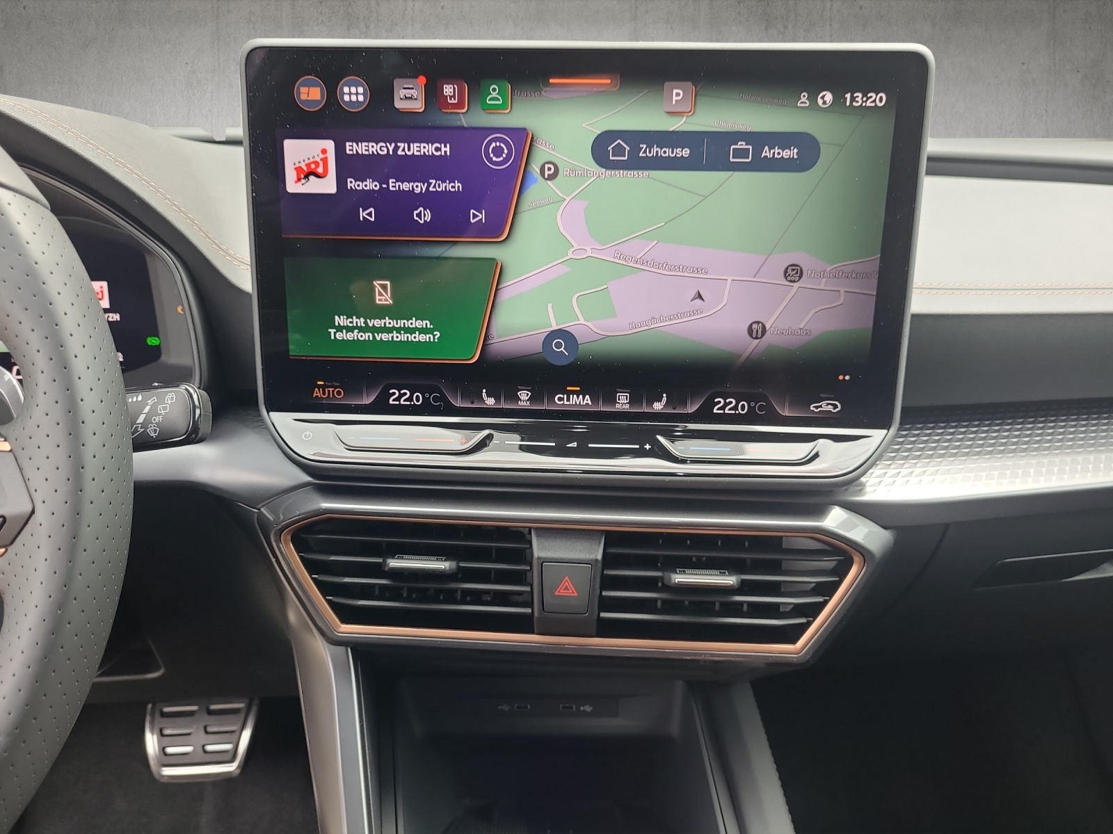 CUPRA Formentor 1.5 eTSI DSG-image-11