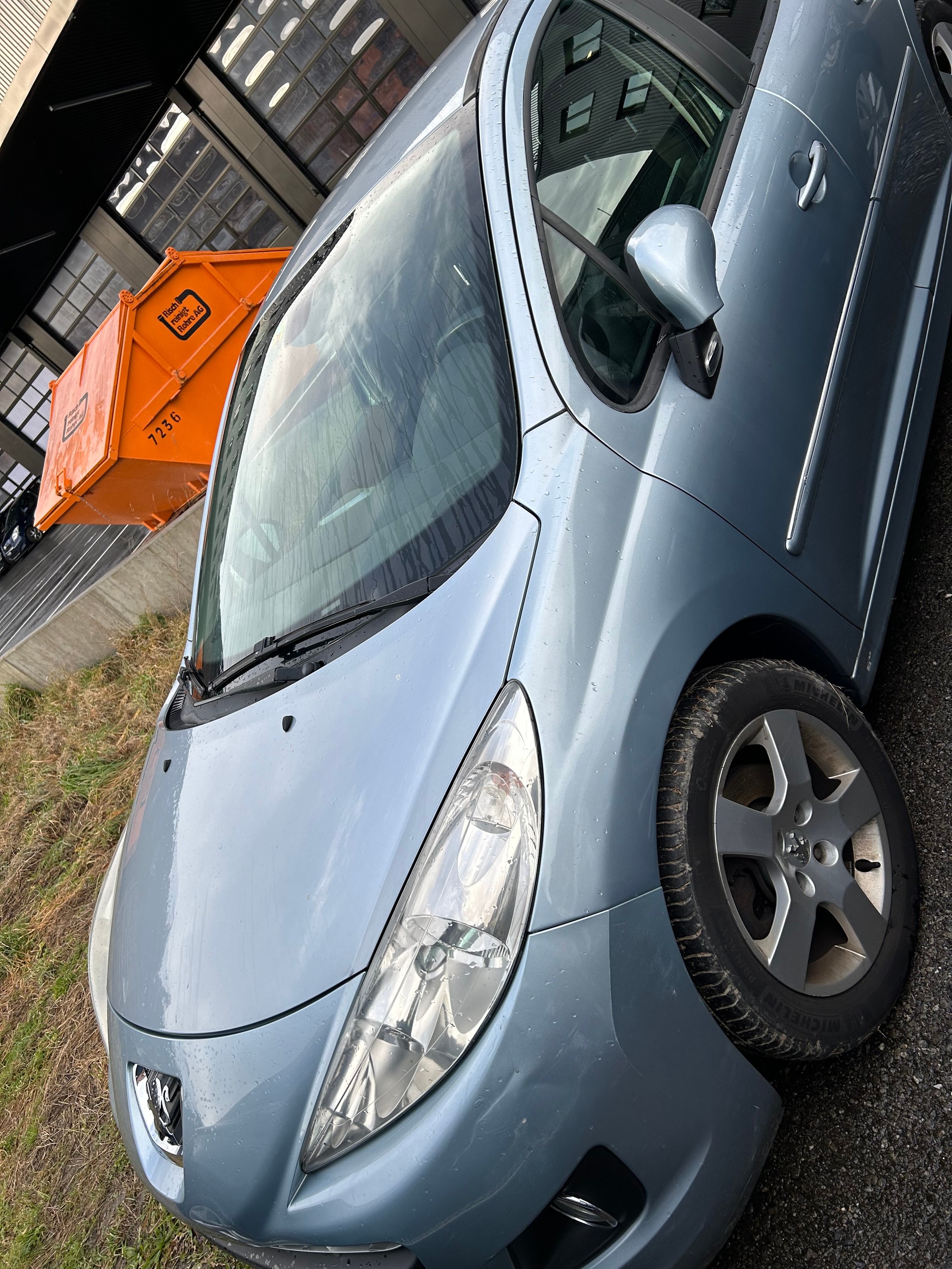 PEUGEOT 207 1.6 16V Turbo Sport-image-2