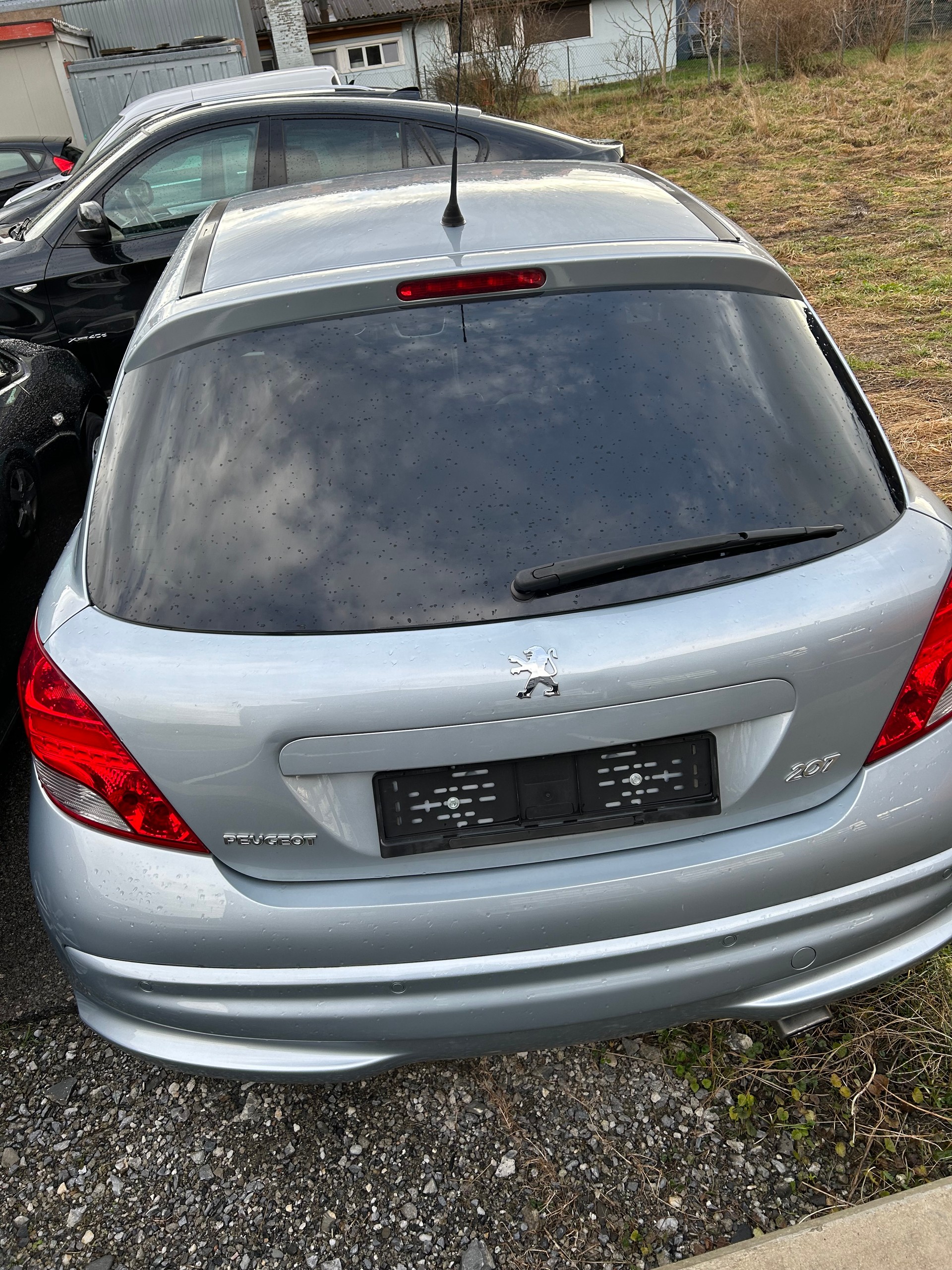 PEUGEOT 207 1.6 16V Turbo Sport-image-4