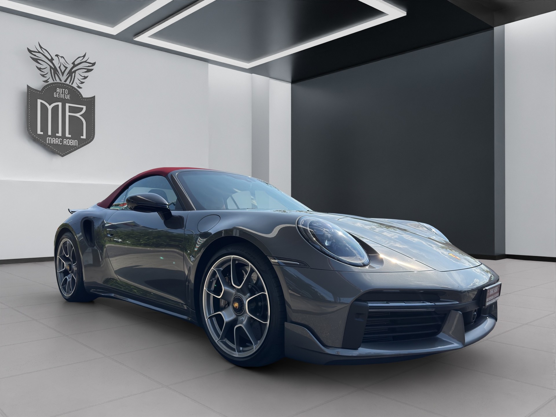 PORSCHE 911 Turbo S Cabriolet PDK-image-7