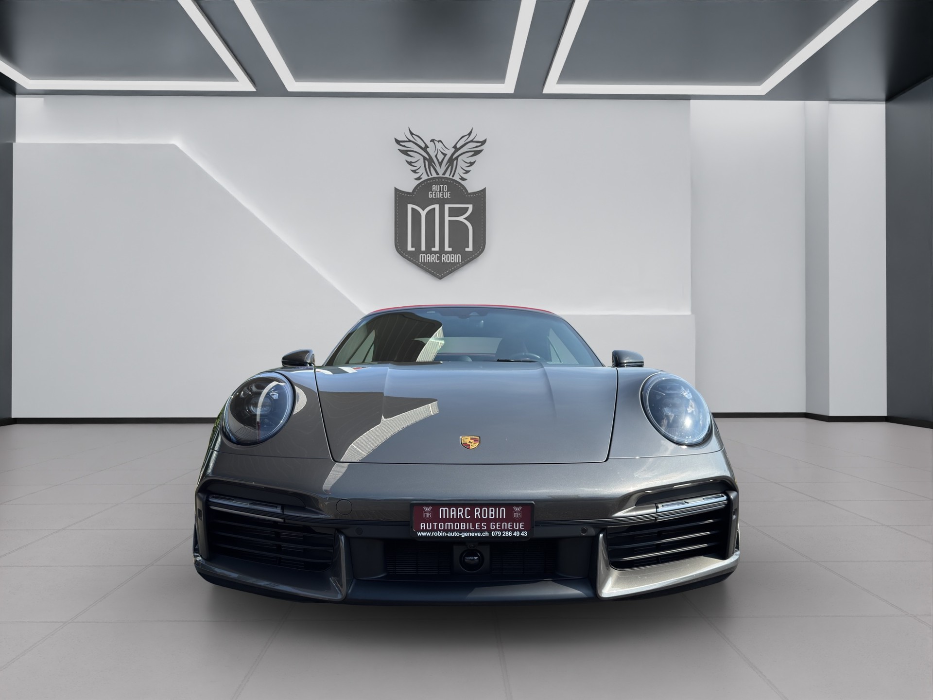 PORSCHE 911 Turbo S Cabriolet PDK-image-1