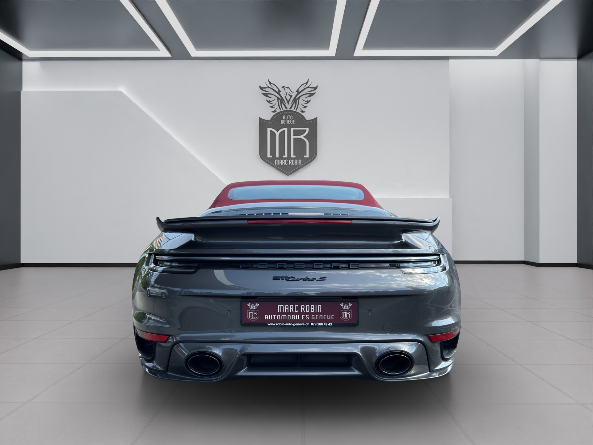 PORSCHE 911 Turbo S Cabriolet PDK-image-4