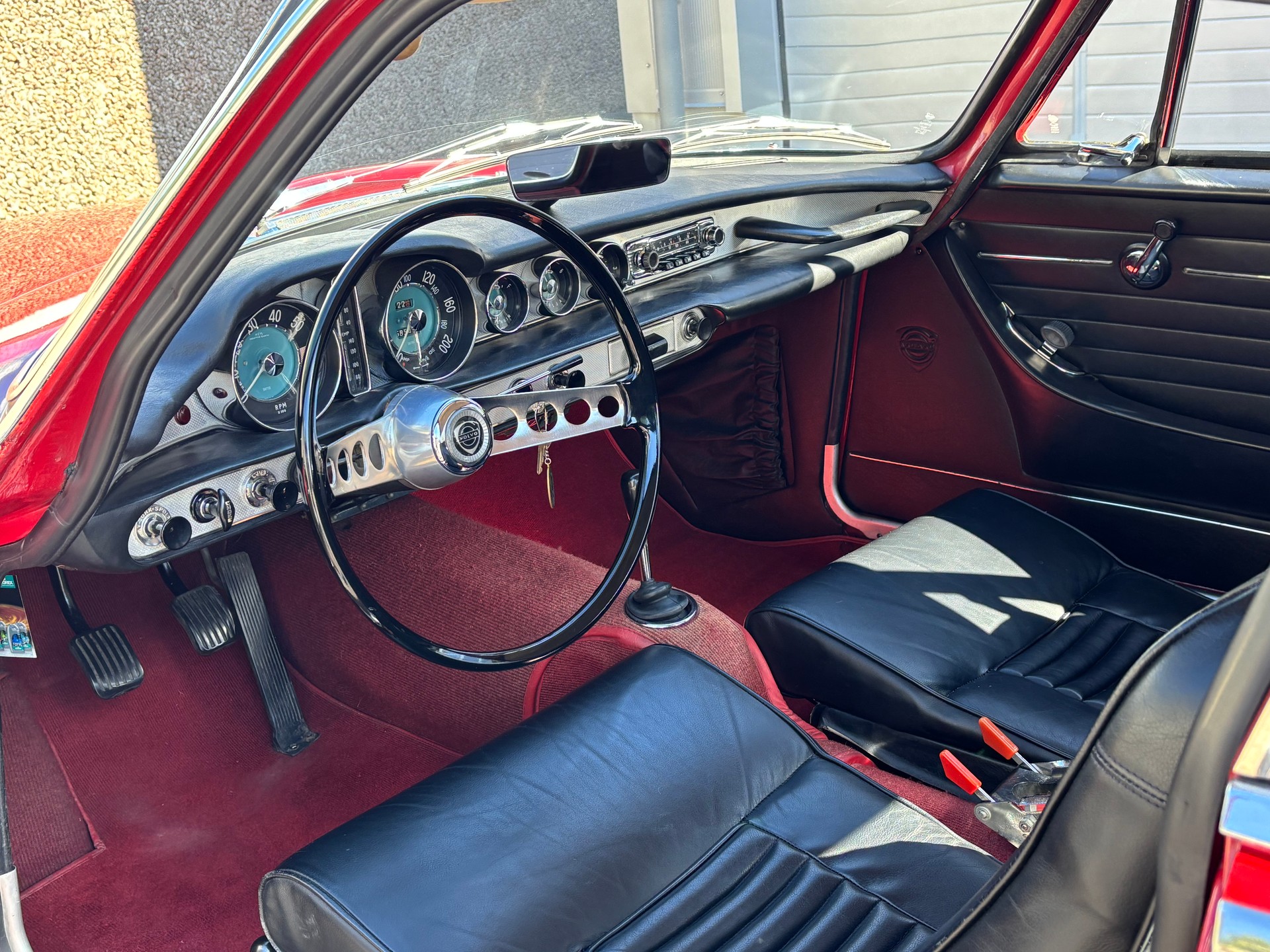 VOLVO P1800S mit originalem 2-Liter Motor-image-4