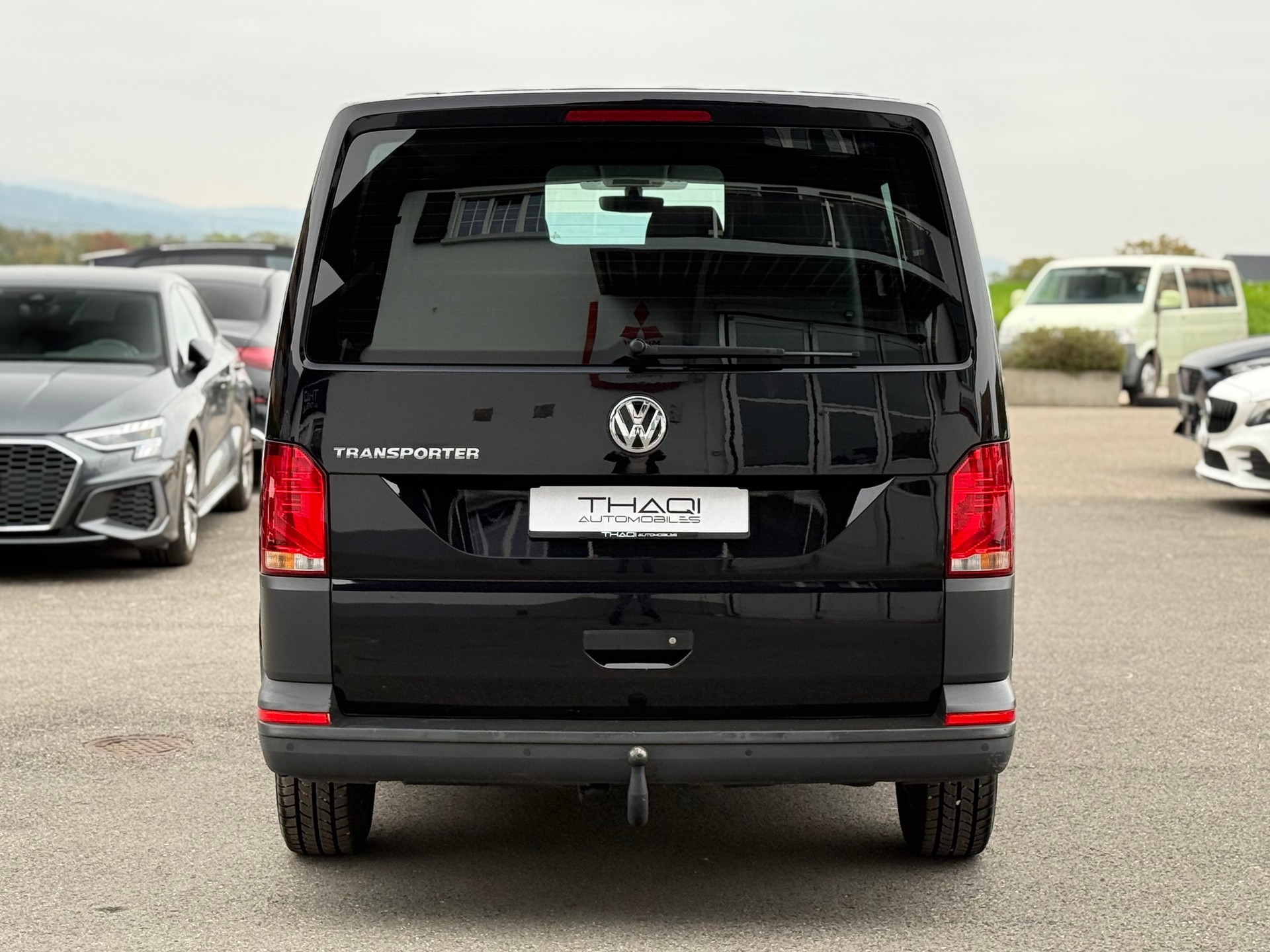 VW T6.1 2.0 TDI DSG / Aménagement habillage aluminium "Sortimo" Walter Rüegg SA-image-5